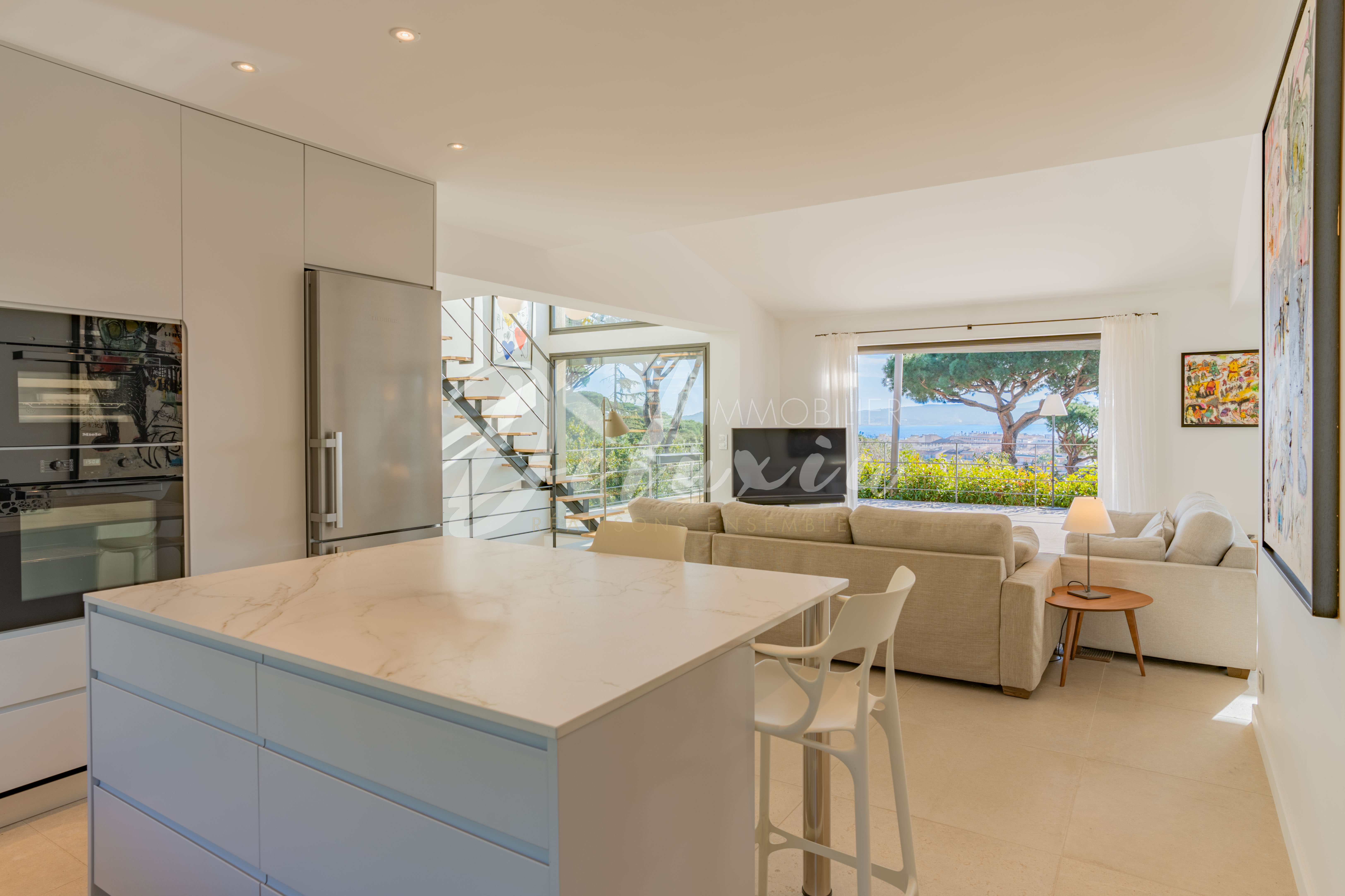 Achat villa avec cuisine ouverte sur séjour à Sainte-Maxime