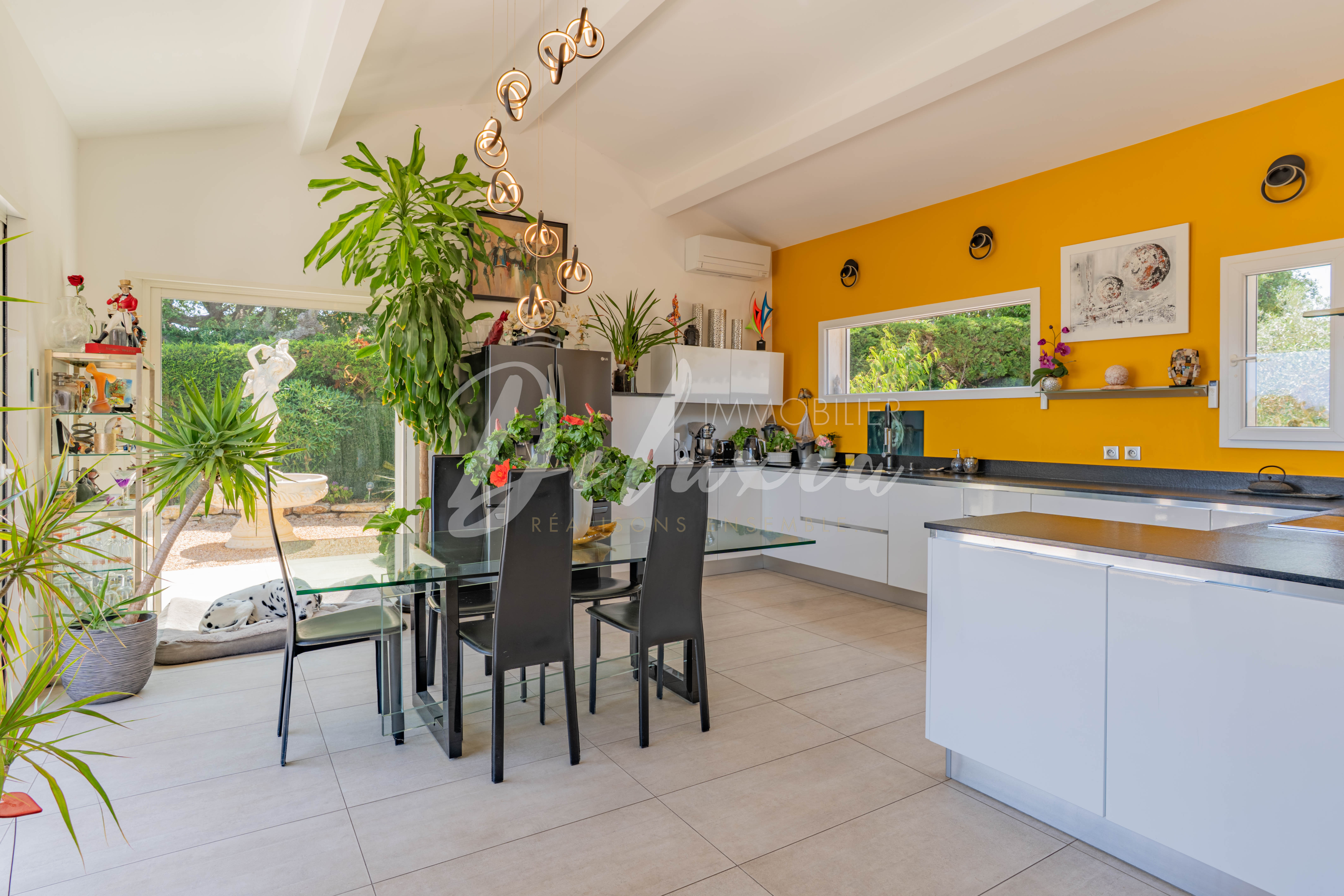 Achat villa avec grande cuisine à Saint-Aygulf