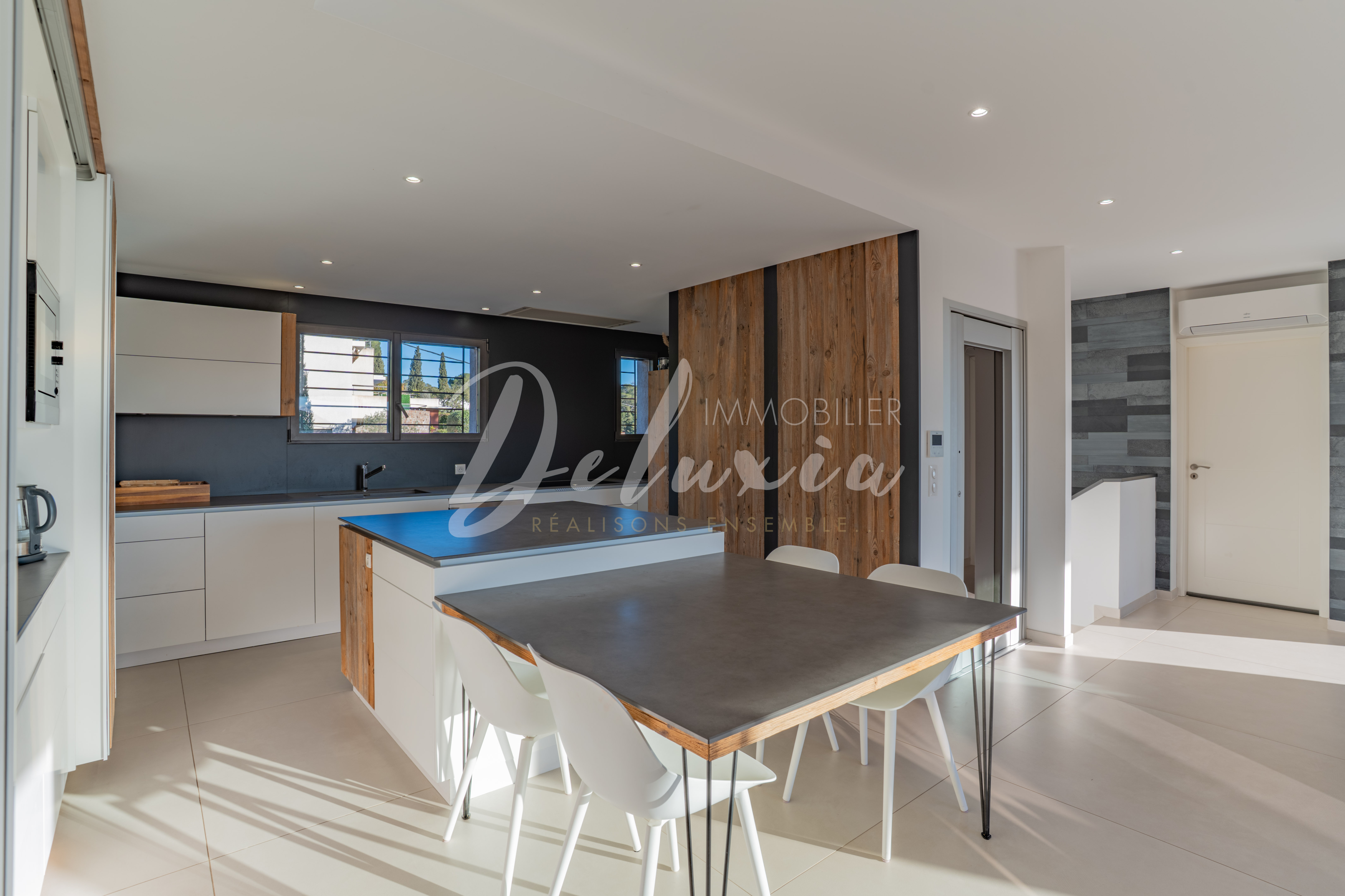 Acheter un appartement avec cuisine ouverte à Saint-Raphaël 