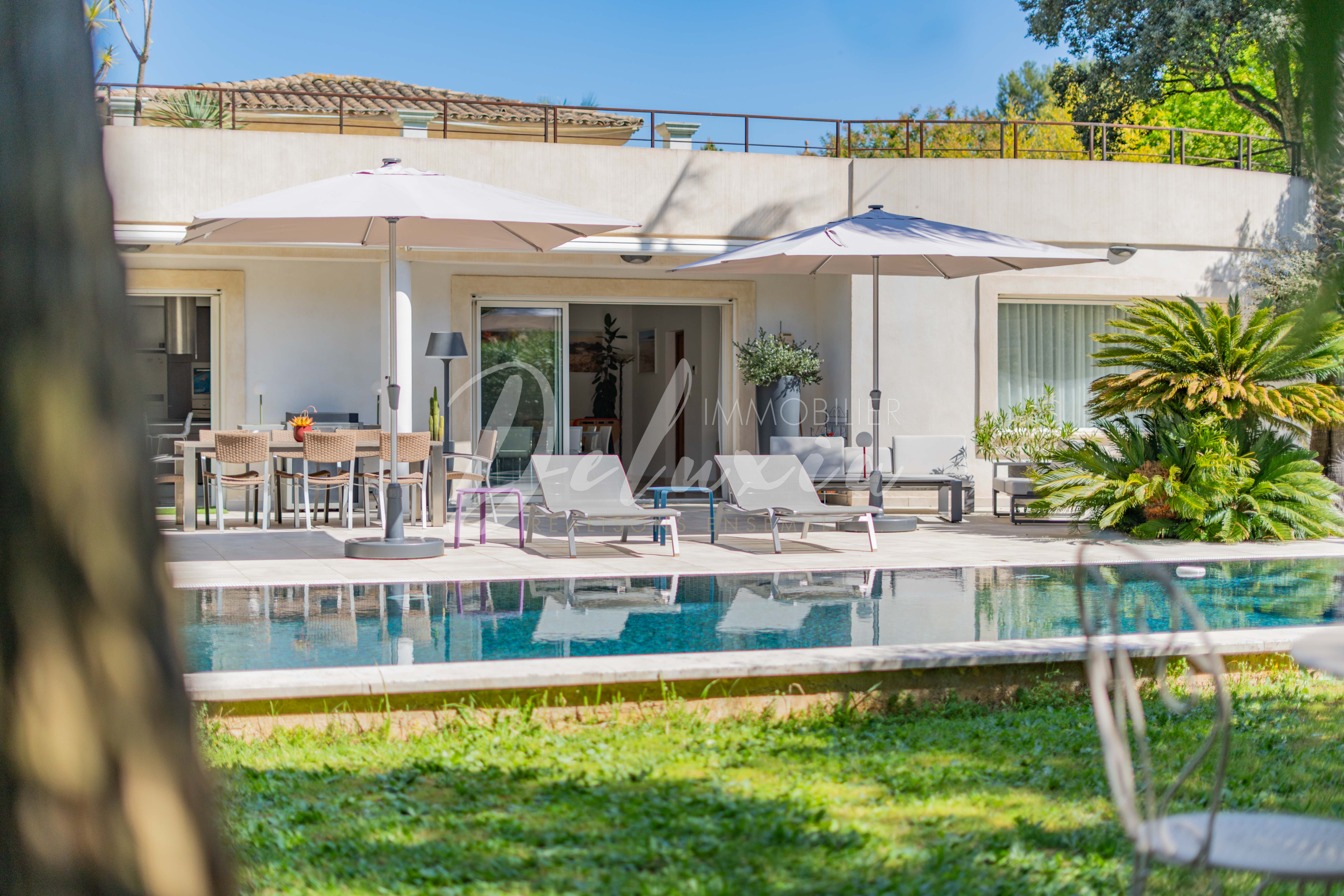 Villa moderne à vendre avec piscine, Fréjus.