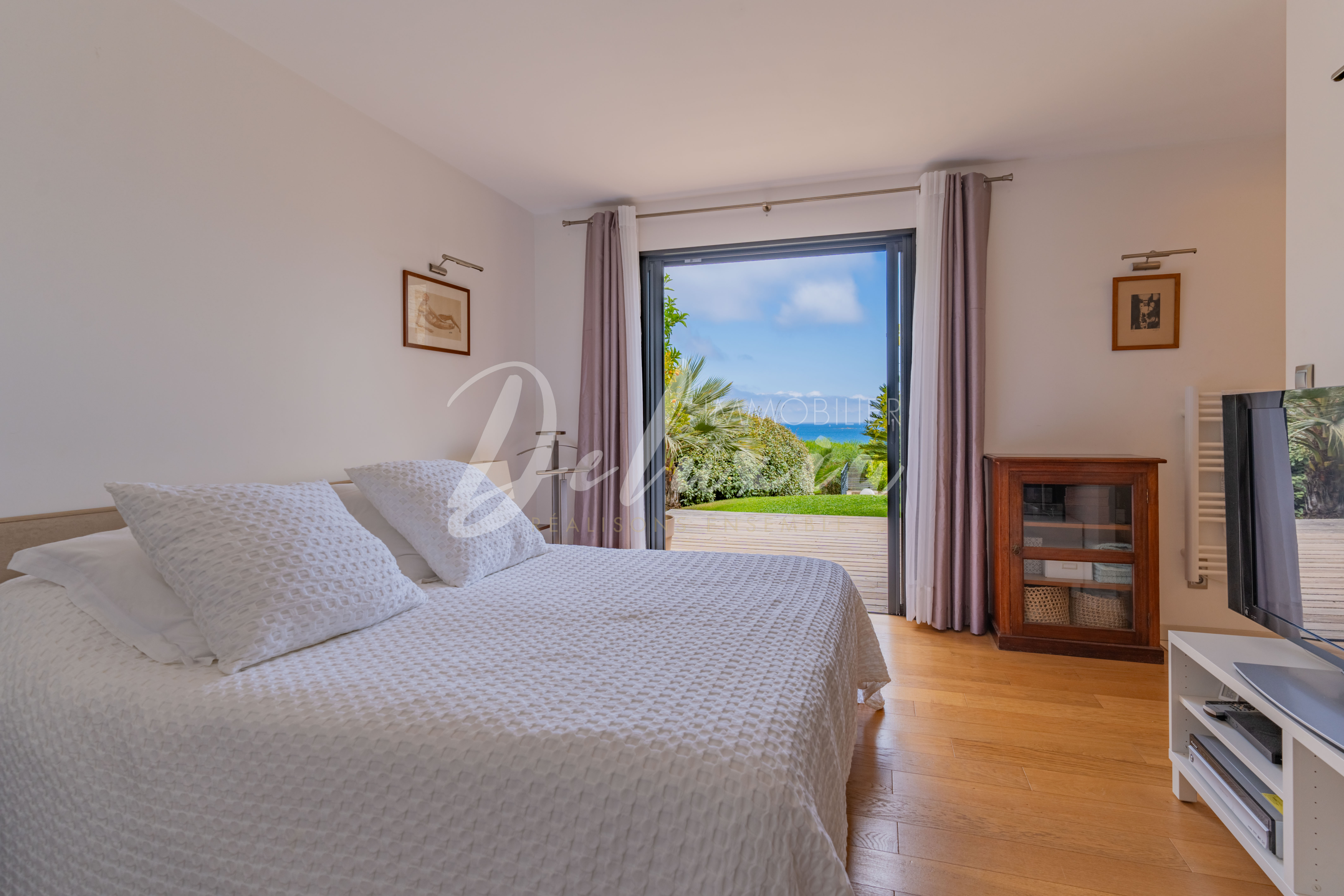 Villa à vendre avec grande suite parentale à Sainte-Maxime 