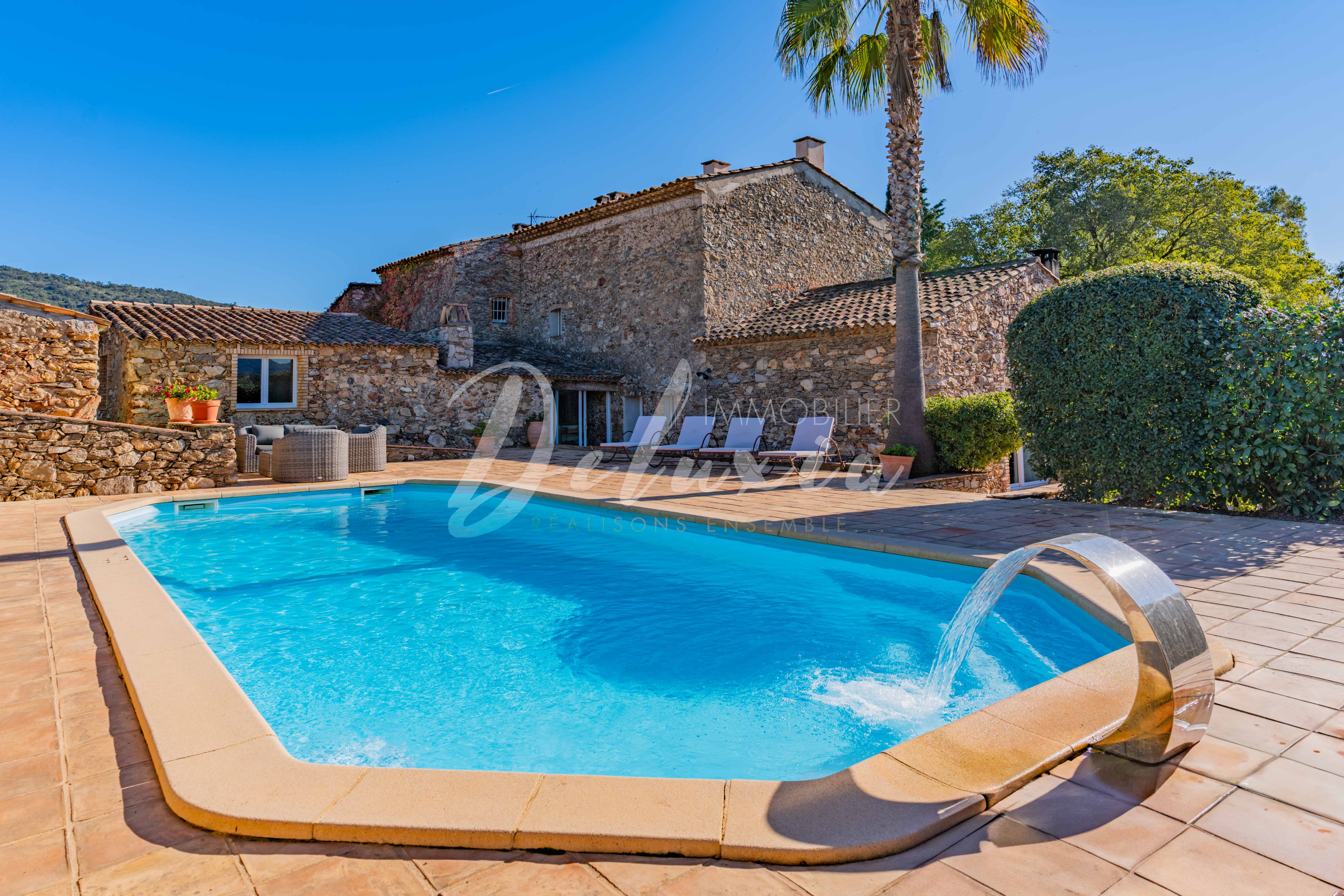Bastide provençale avec piscine à vendre Sainte-Maxime