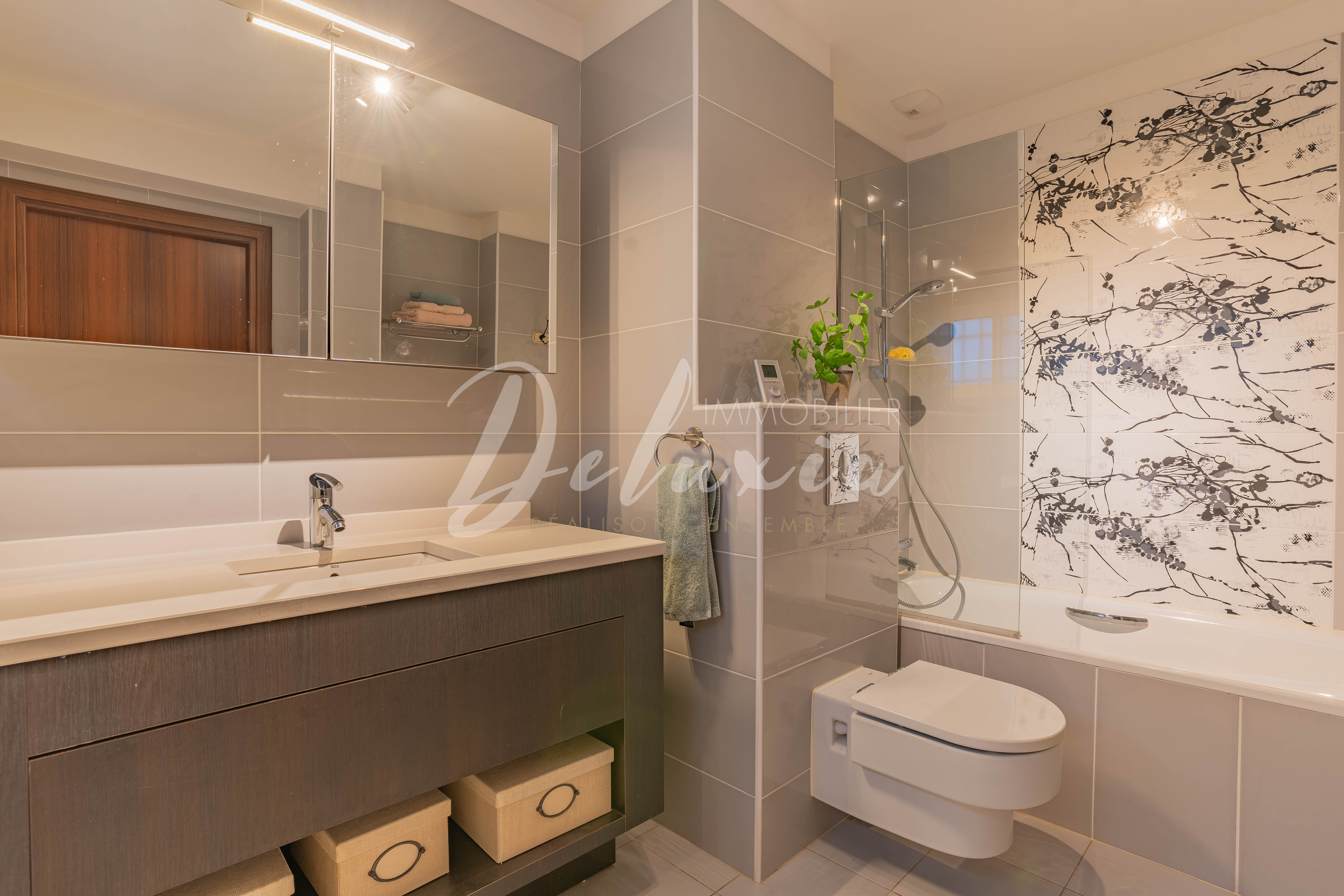 Appartement avec grande salle de bains à vendre à Agay 