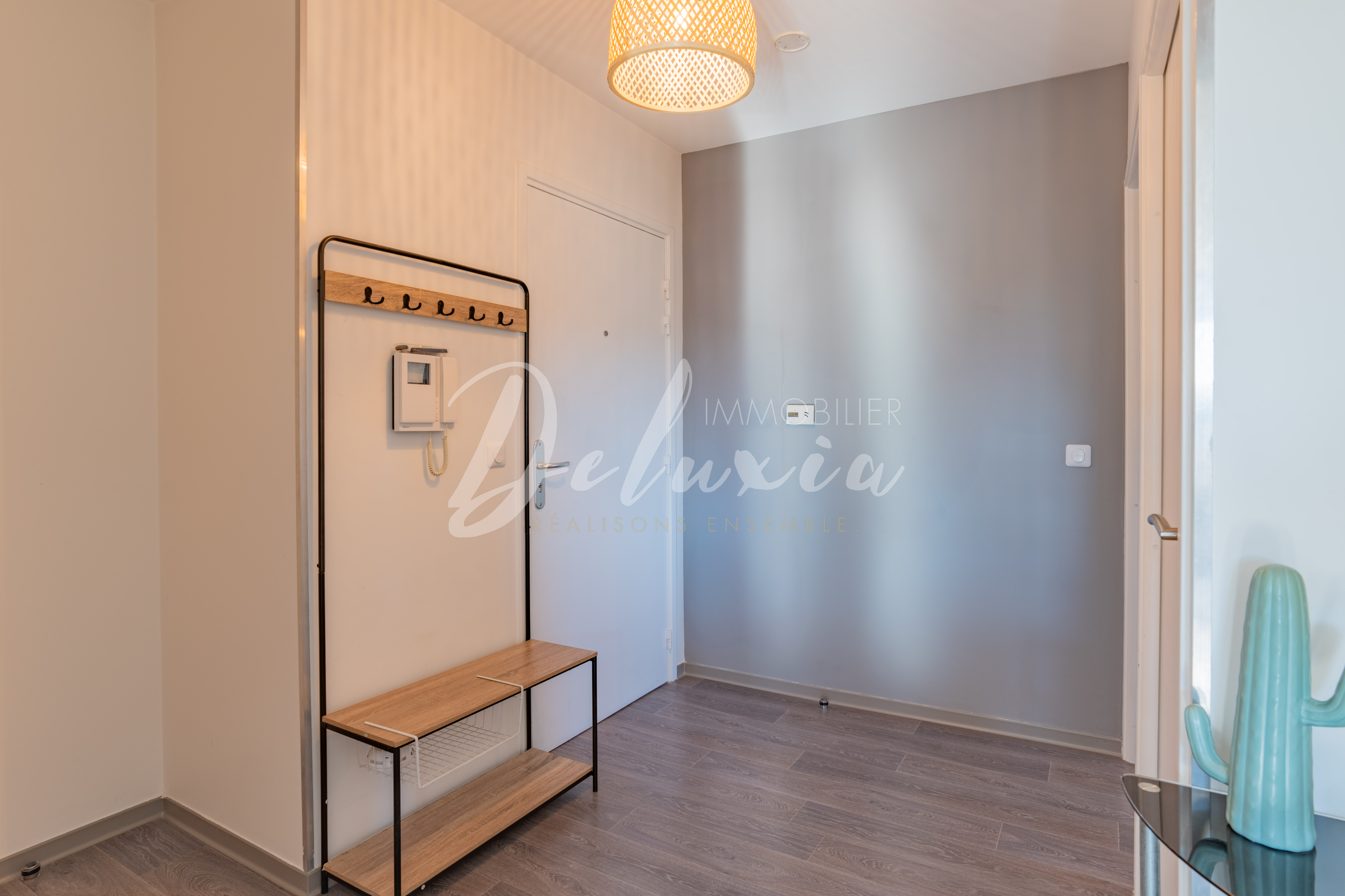 Achat appartement avec hall d'entrée à Puget-sur-Argens