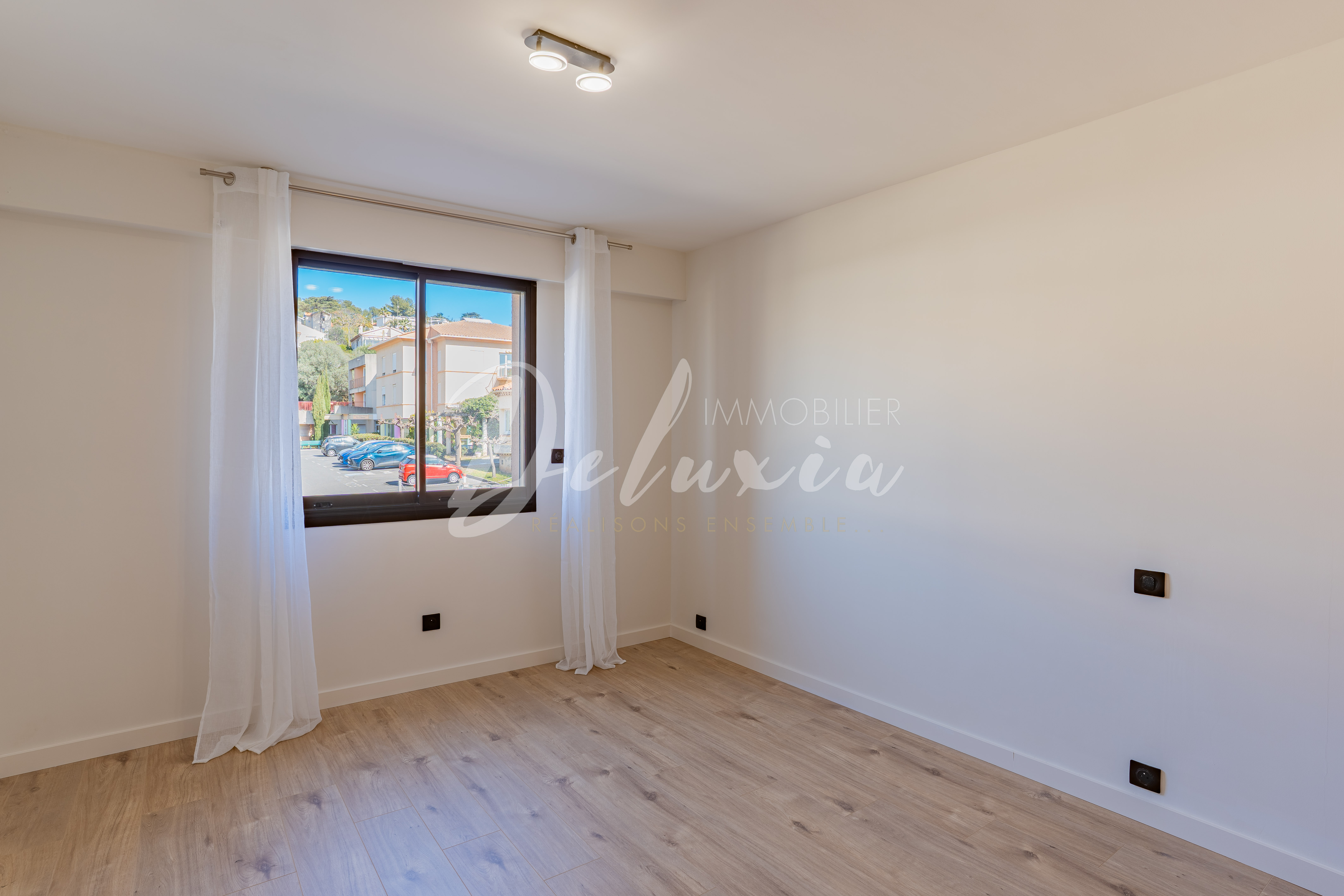 Appartement à vendre avec grandes chambres à Saint-Raphaël