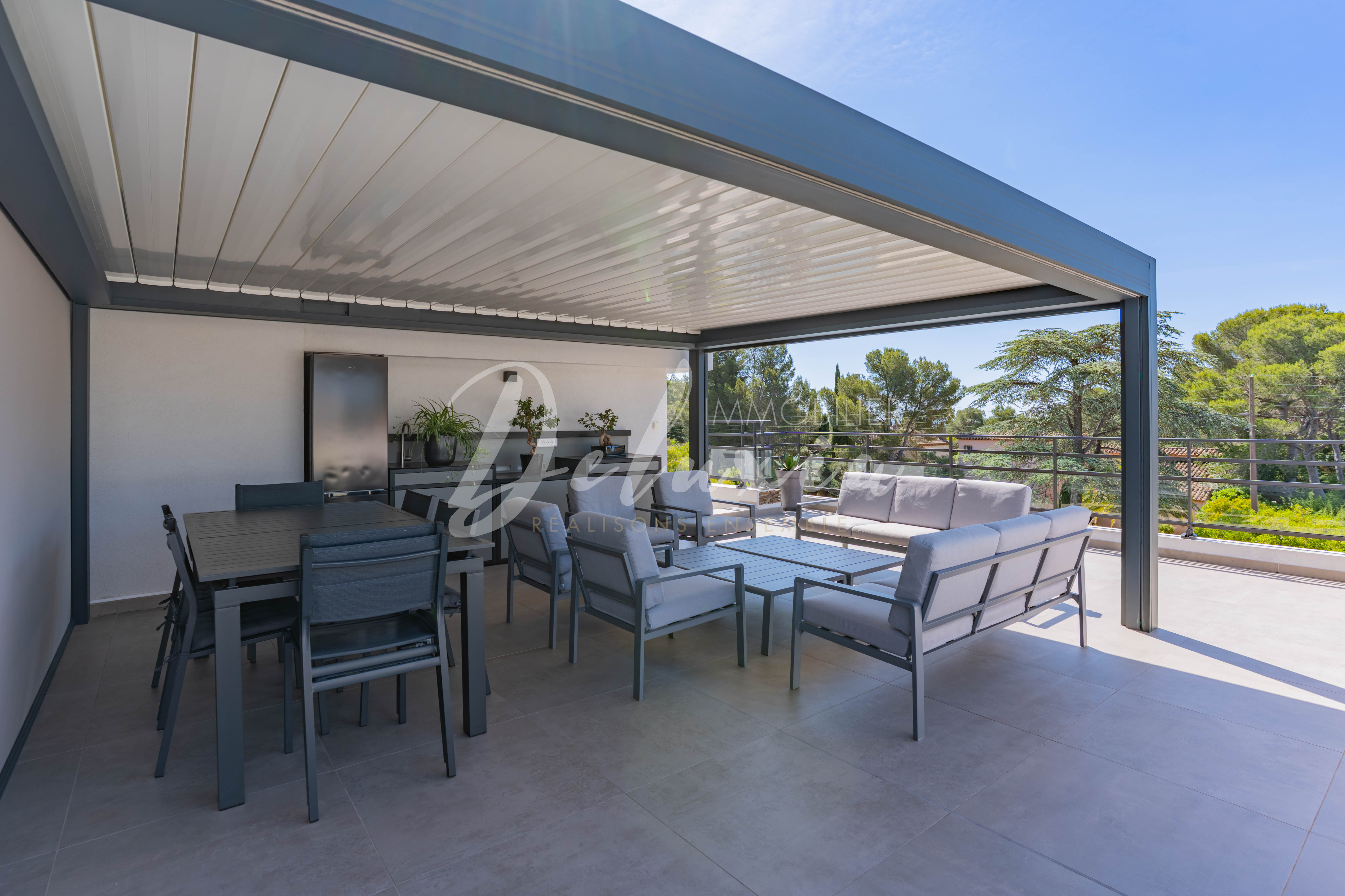 Achat appartement avec grande terrasse à Saint-Raphaël