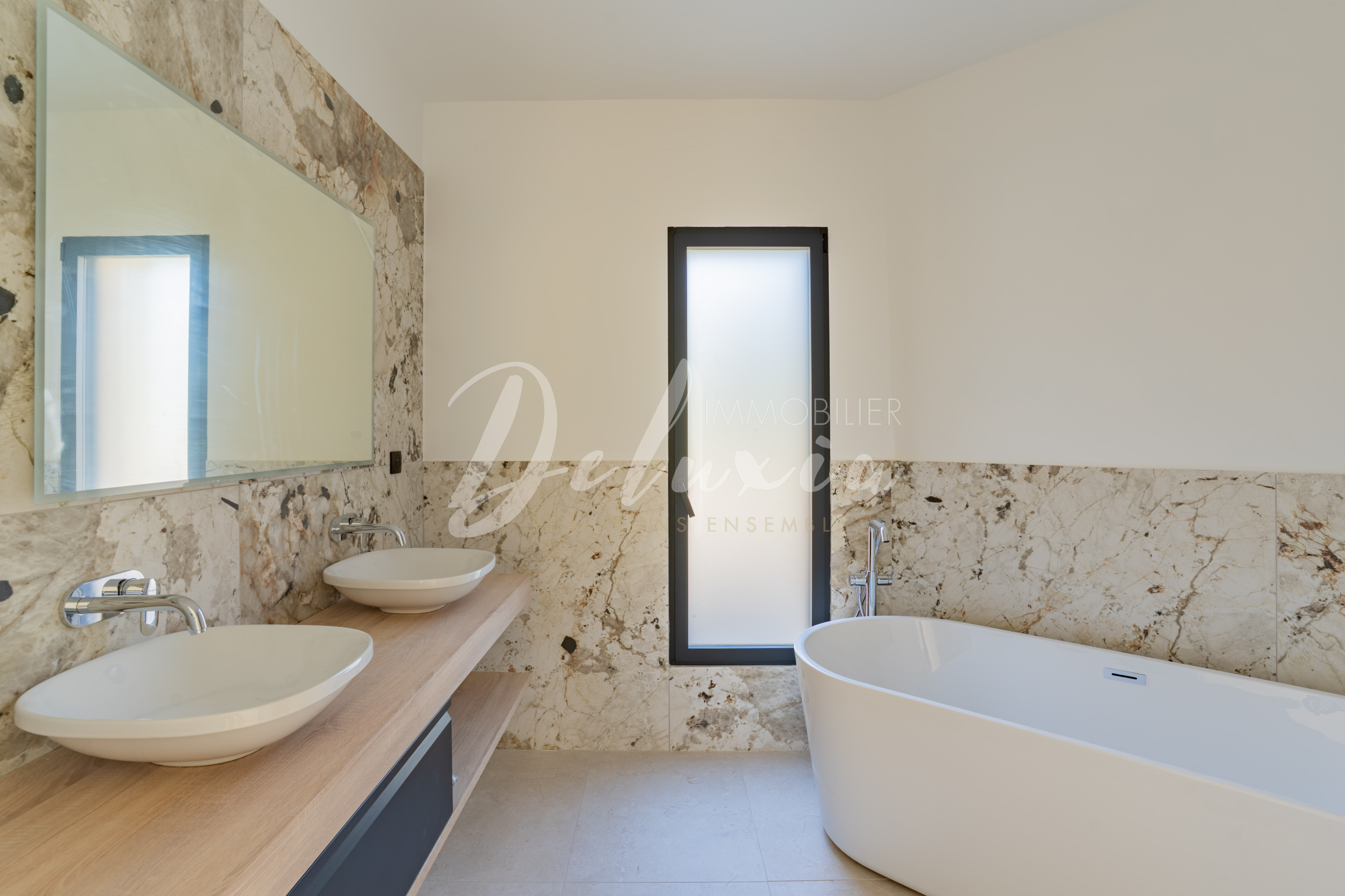 Acheter une maison avec grande salle de bains à Saint-Raphaël