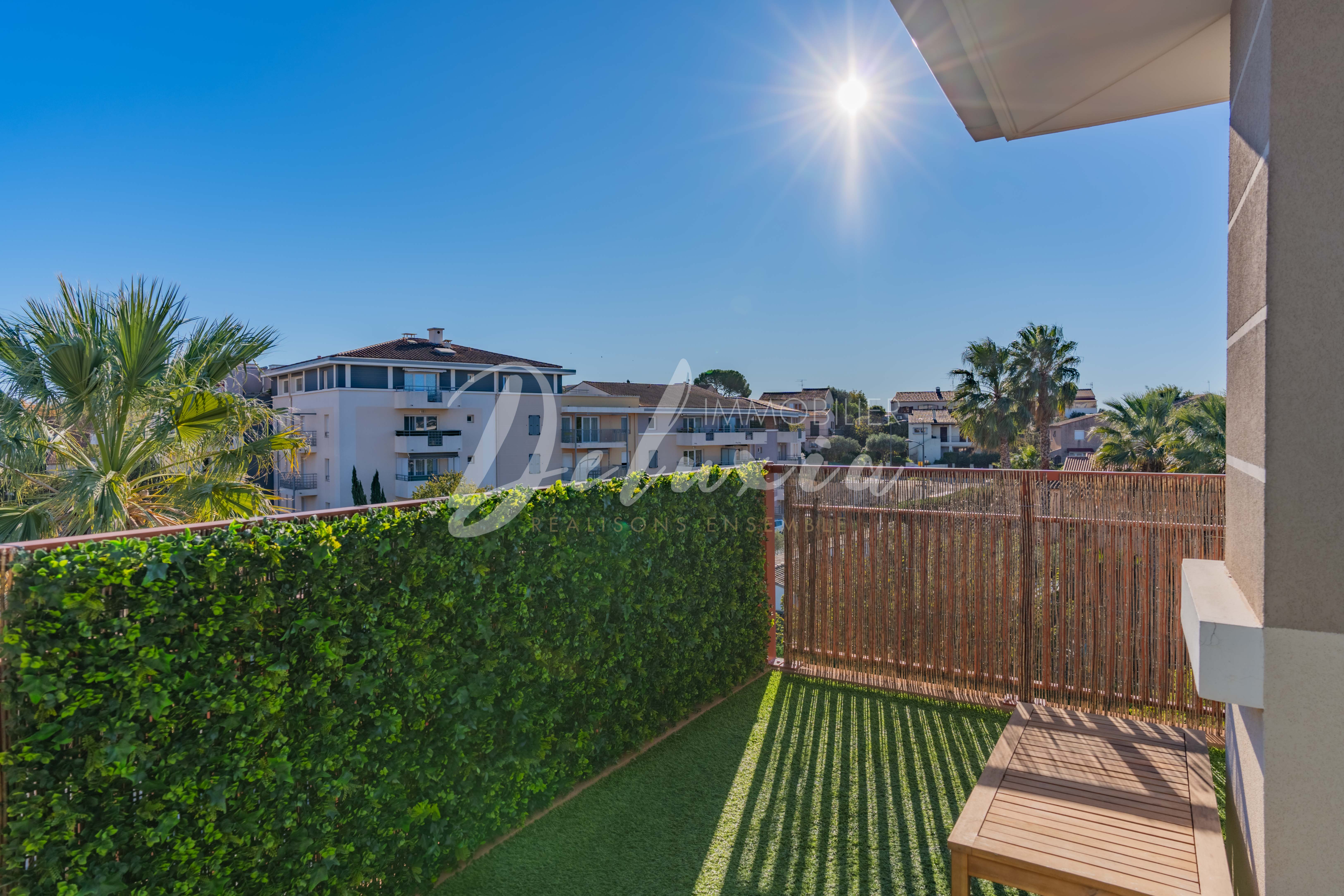 Appartement avec grande terrasse à vendre à Puget-sur-Argens