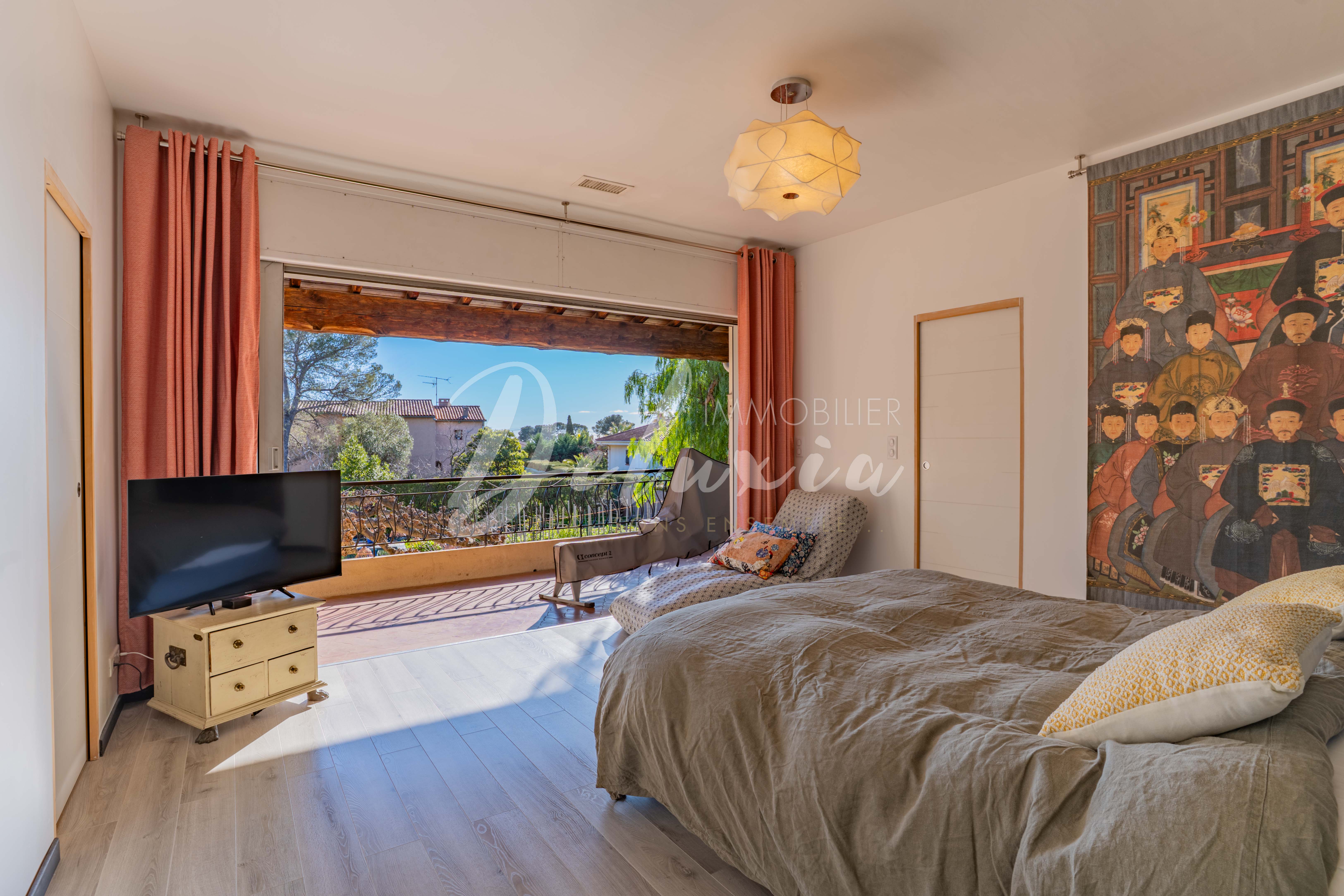 Maison à vendre avec 4 chambres à Saint-Raphaël 