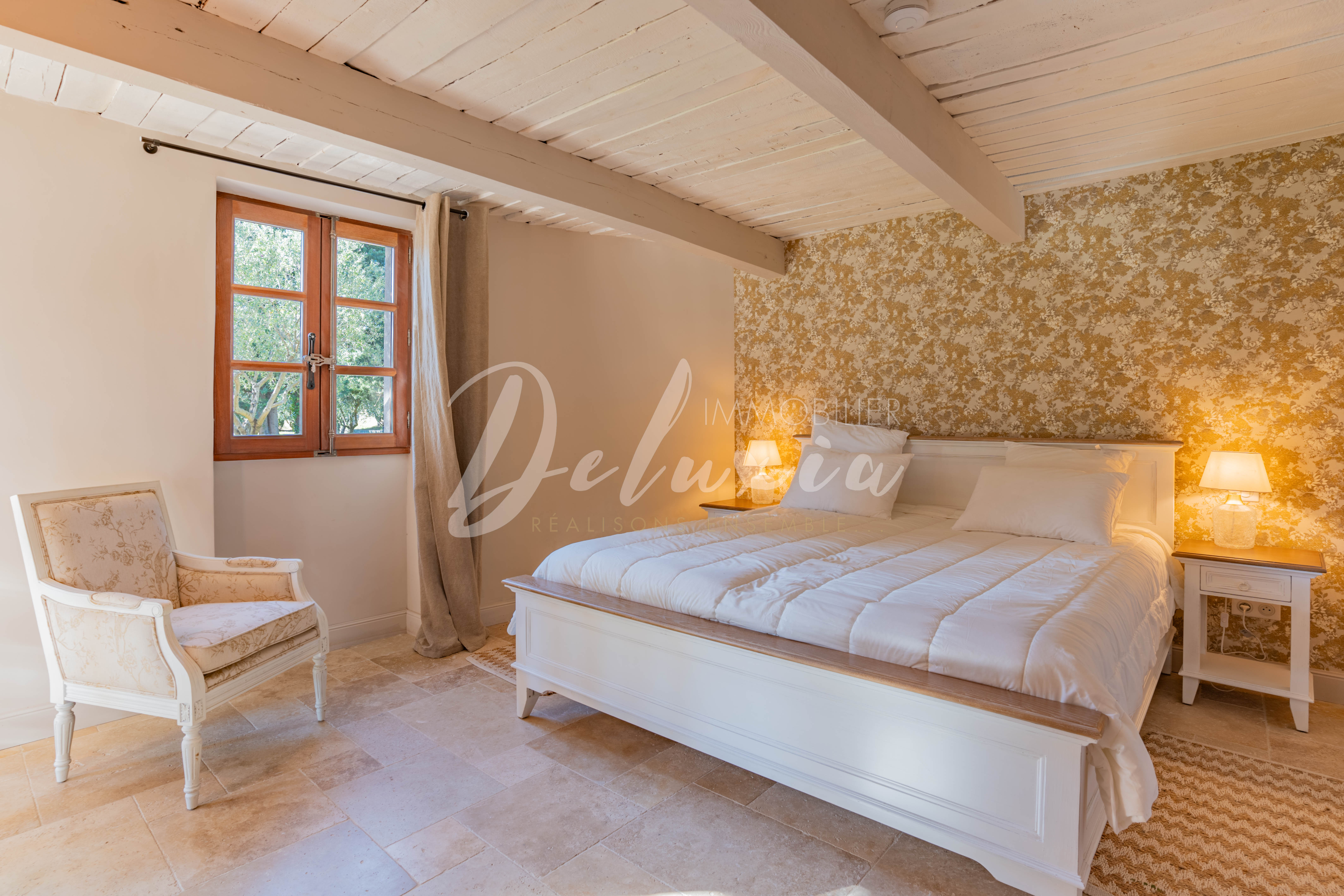 Domaine avec dépendance à vendre à Aups 