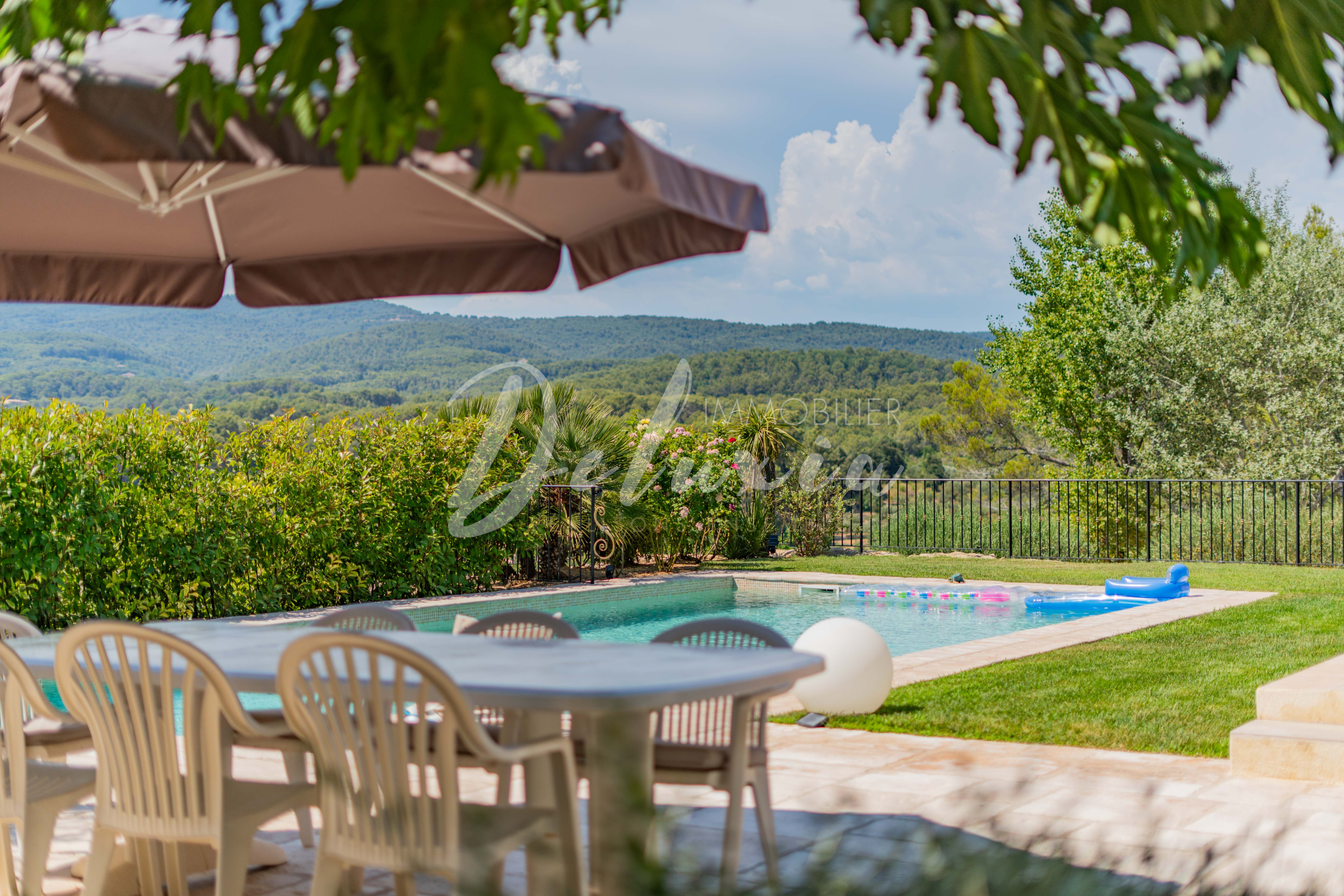 Maison provençale à vendre au coeur de la nature dans le Var 