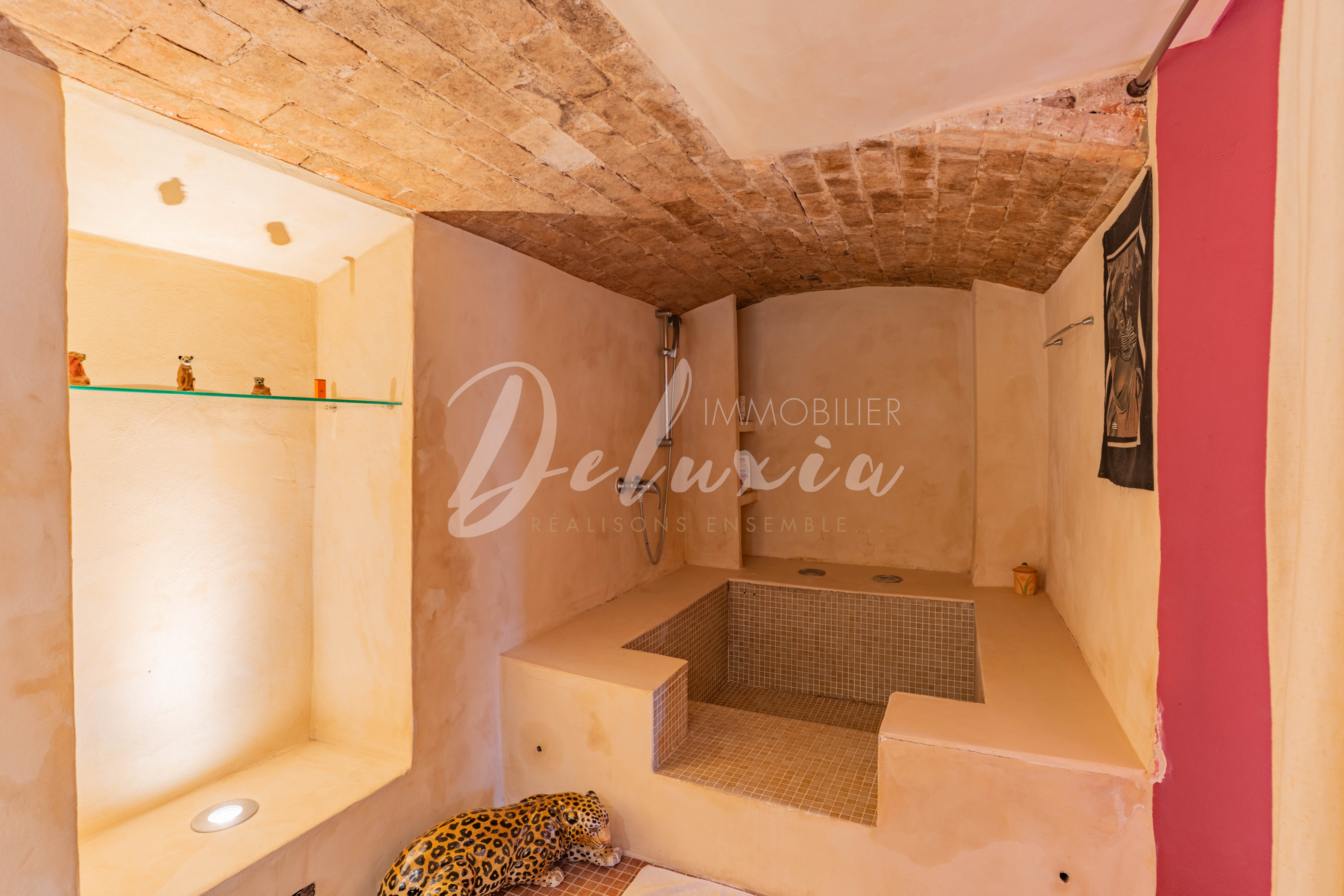 Propriété viticole AOC Côtes de Provence & IGP au coeur d'un écrin naturel, Vidauban.