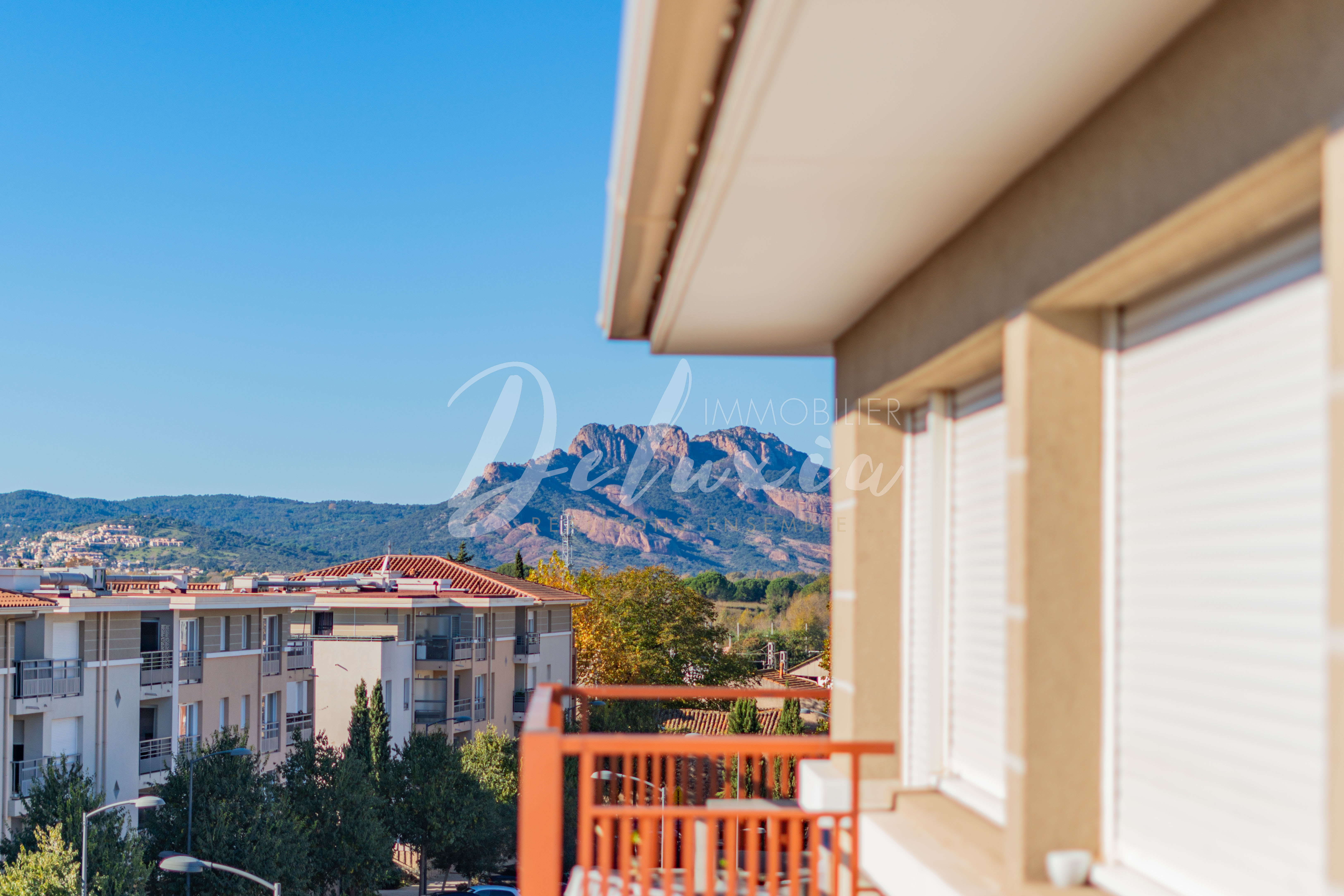 Appartement à vendre avec vue sur le rocher de Roquebrune, Puget-sur-Argens