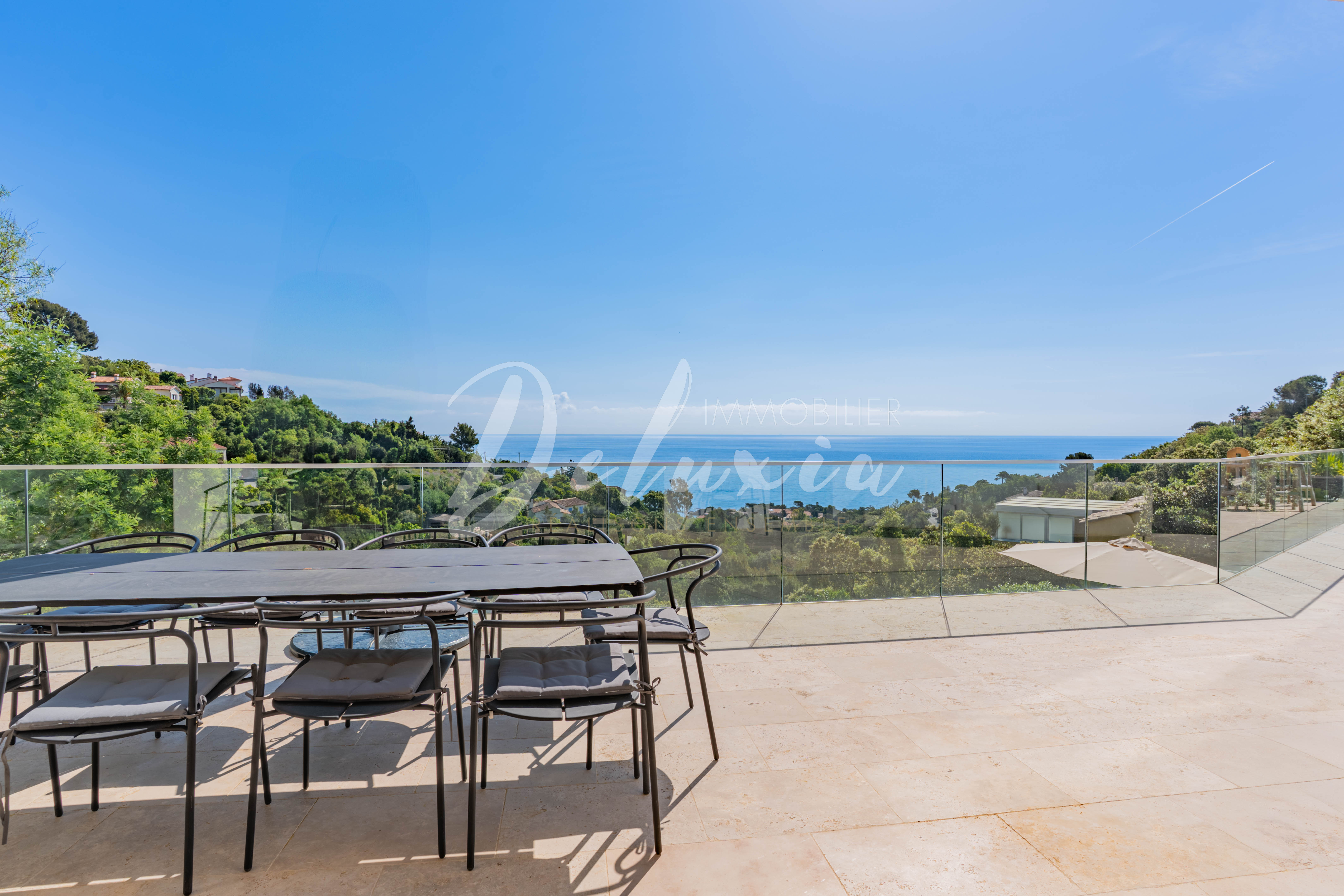 Villa à vendre avec vue mer aux Issambres 