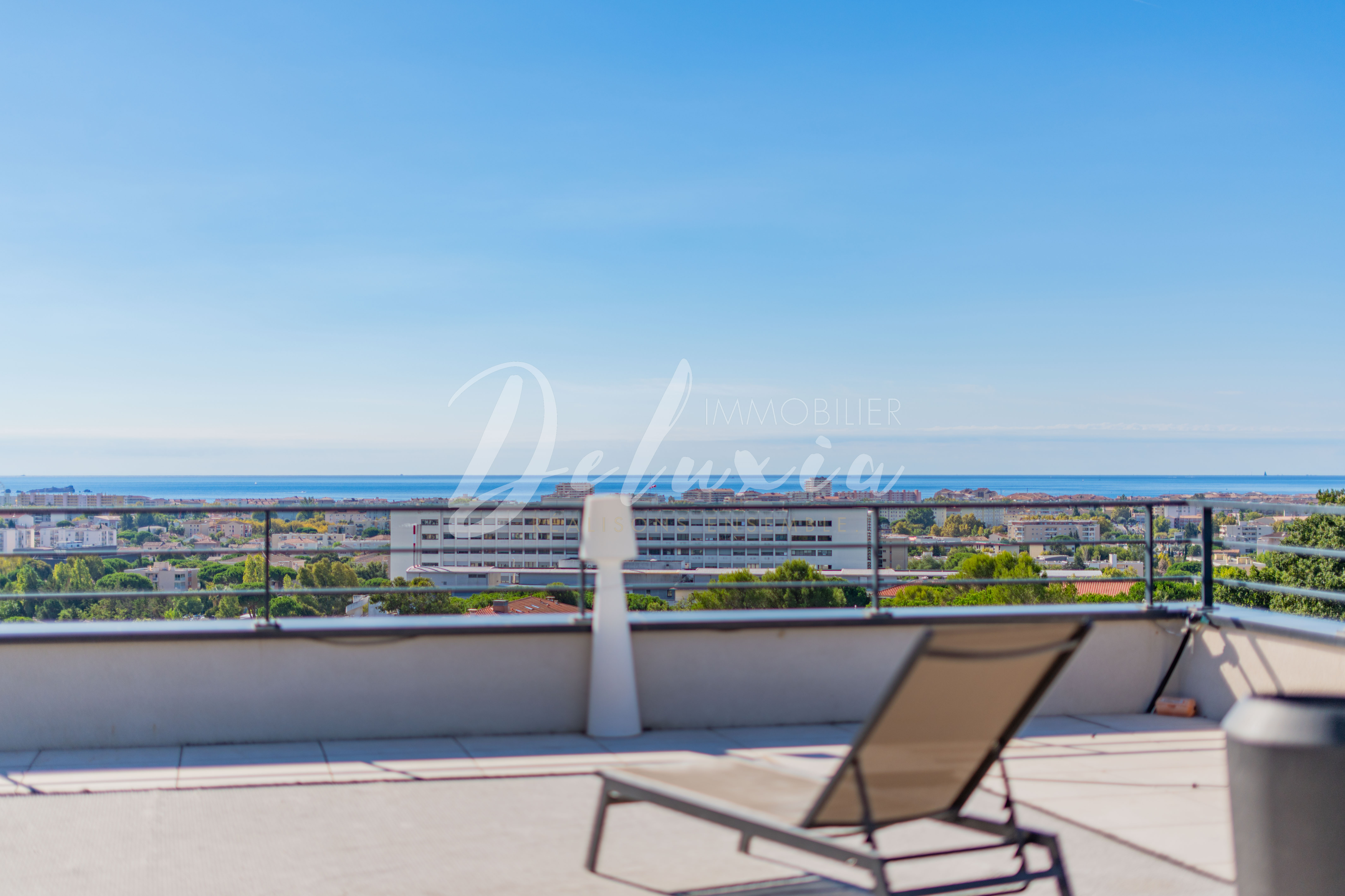 Acheter un appartement vue mer à Fréjus. 