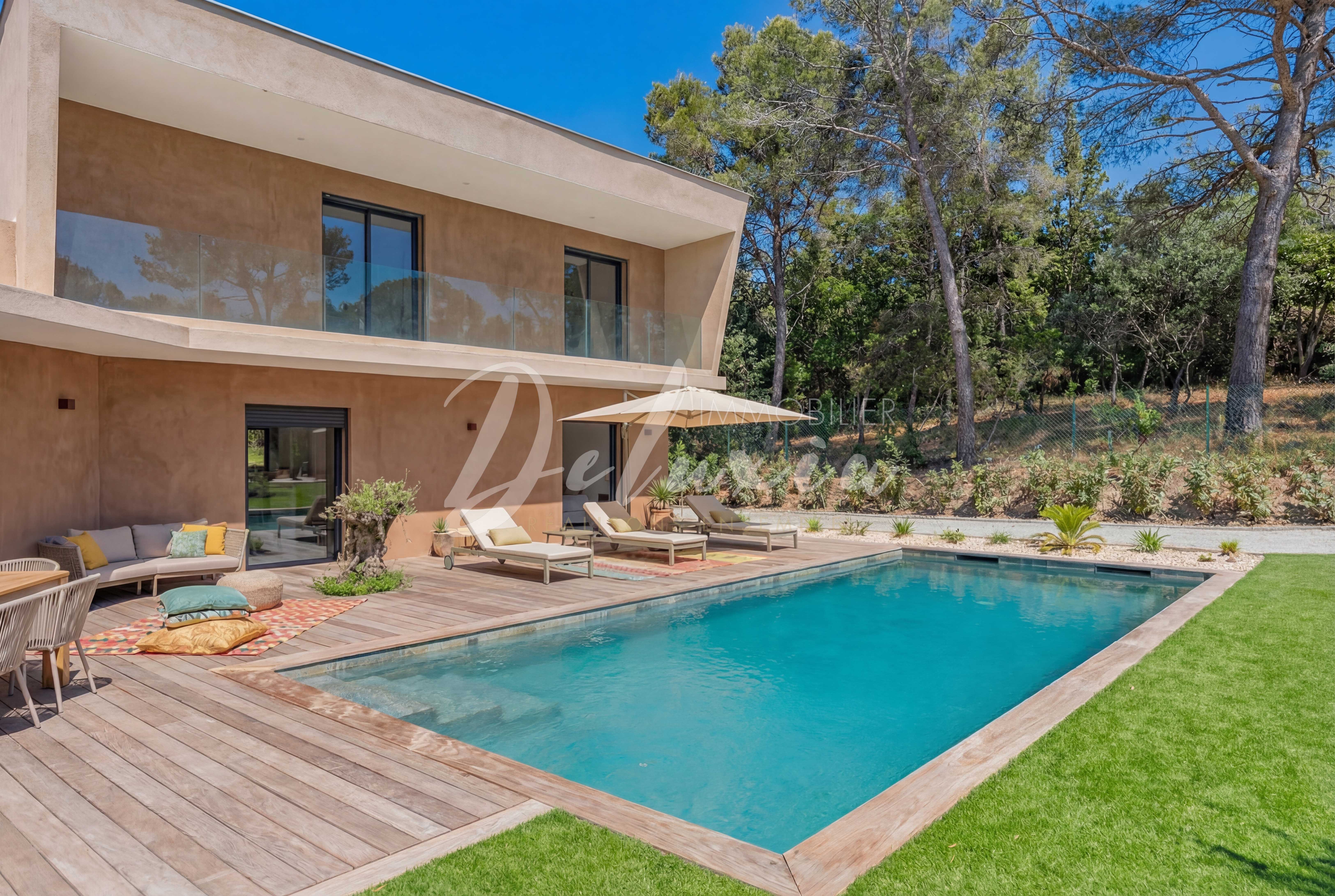 Acheter une villa avec piscine sur la Côte d'Azur
