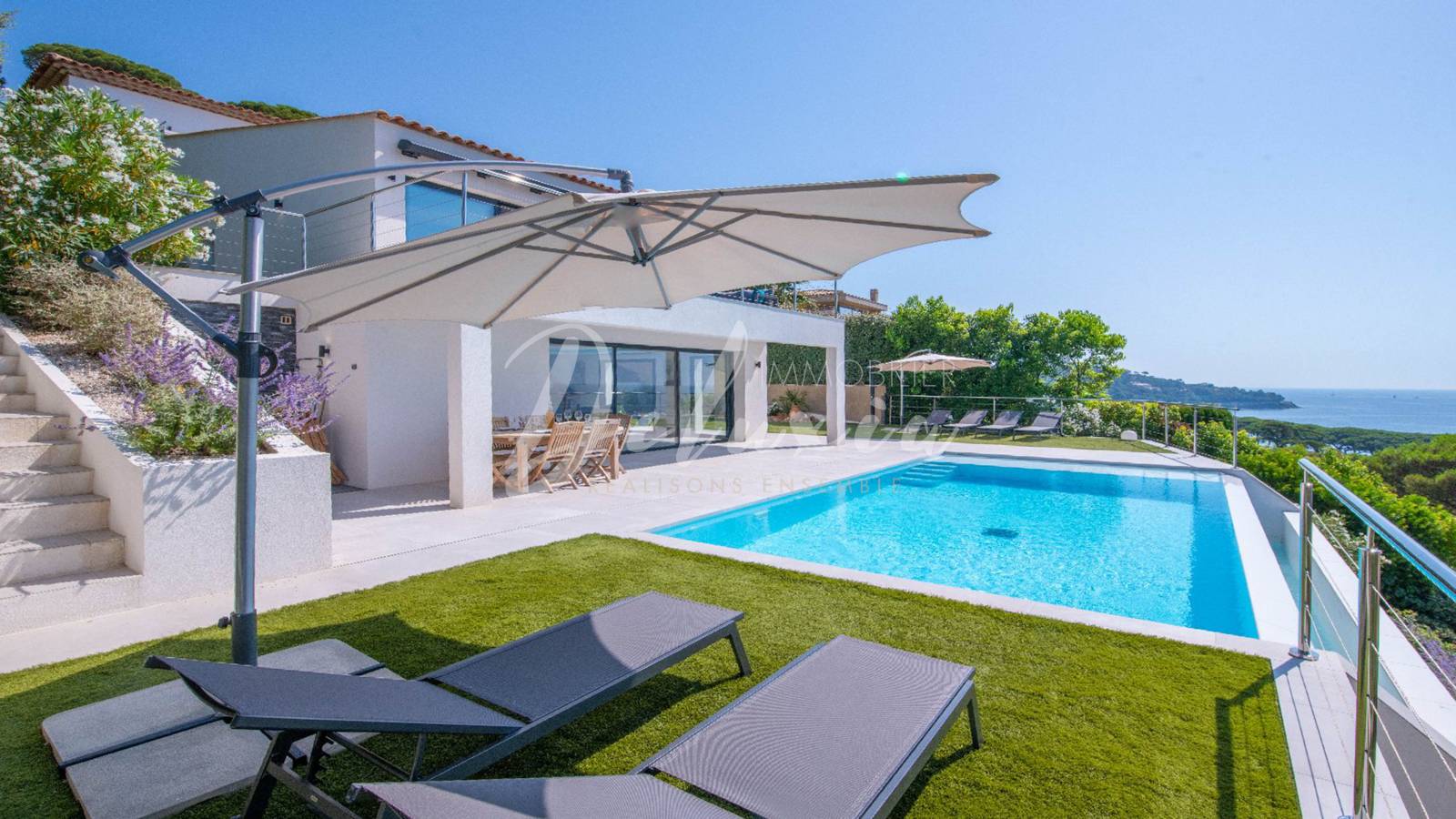 Villa contemporaine avec vue mer panoramique – Sémaphore, Sainte-Maxime
