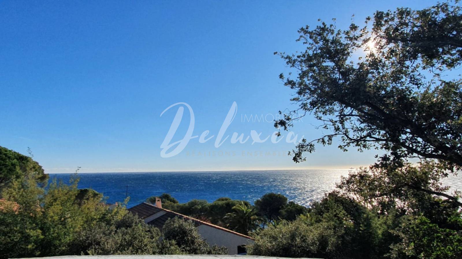 Villa contemporaine vue mer à vendre Saint-Raphaël 