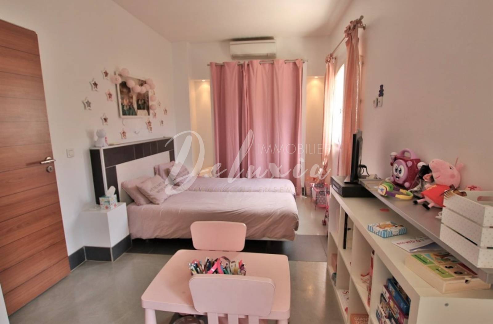 Maison à vendre 3 chambres à Saint-Raphaël 