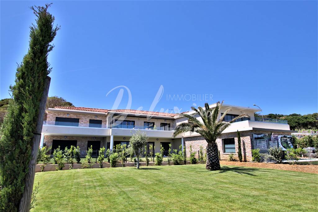 Appartement front de mer à vendre à Sainte-Maxime 