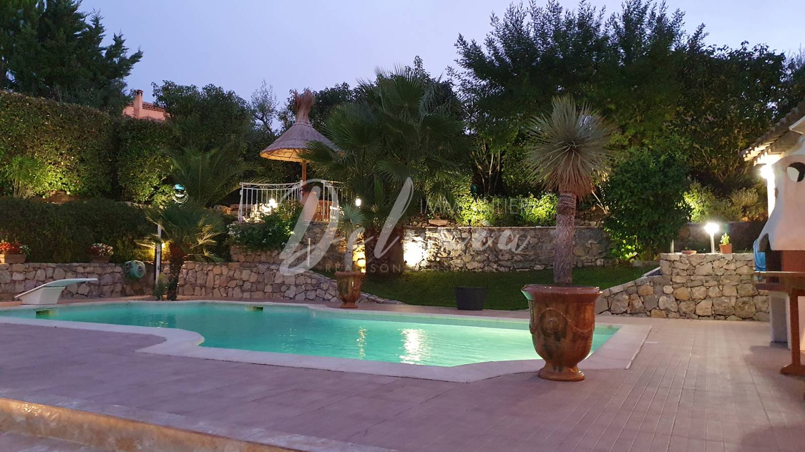 Achat villa avec piscine à Saint-Raphaël 
