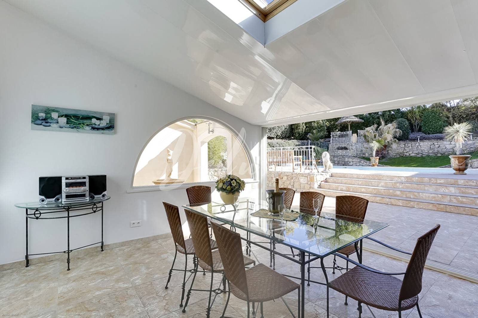 Salle à manger 1