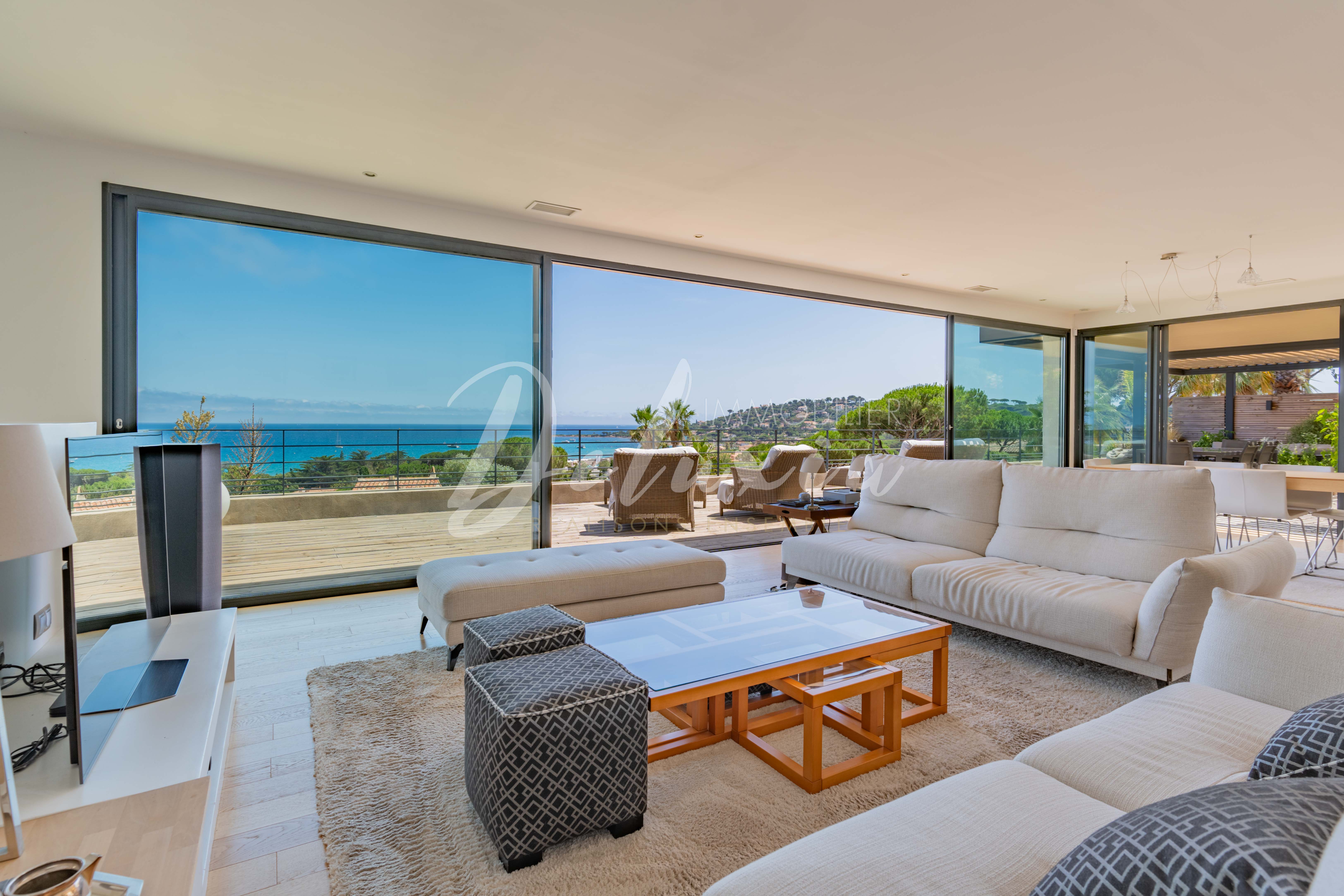 Achat maison avec grande pièce de vie à Sainte-Maxime