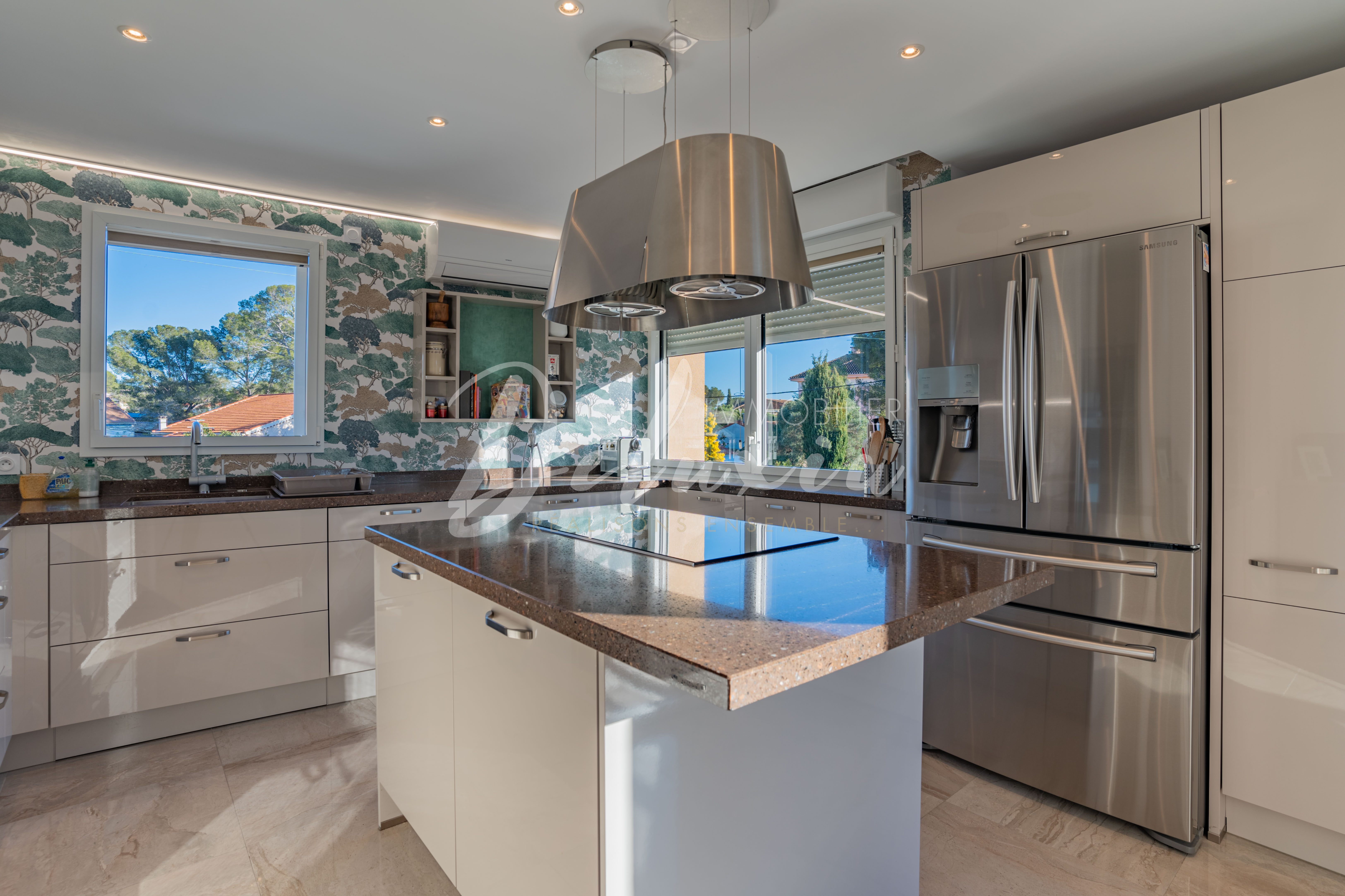Achat appartement avec grande cuisine aménagée à Saint-Raphaël