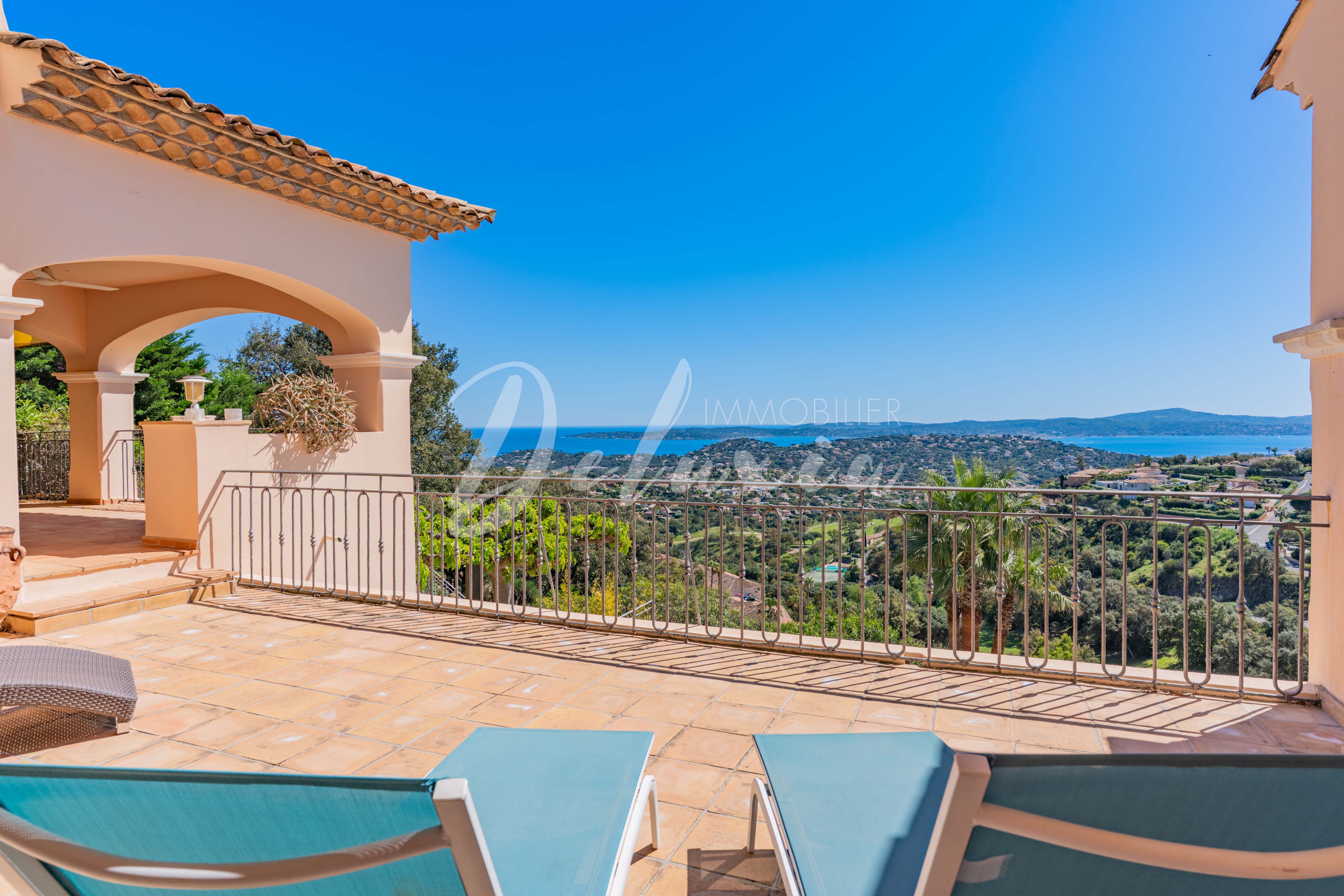 Achat maison avec grande terrasse vue mer 