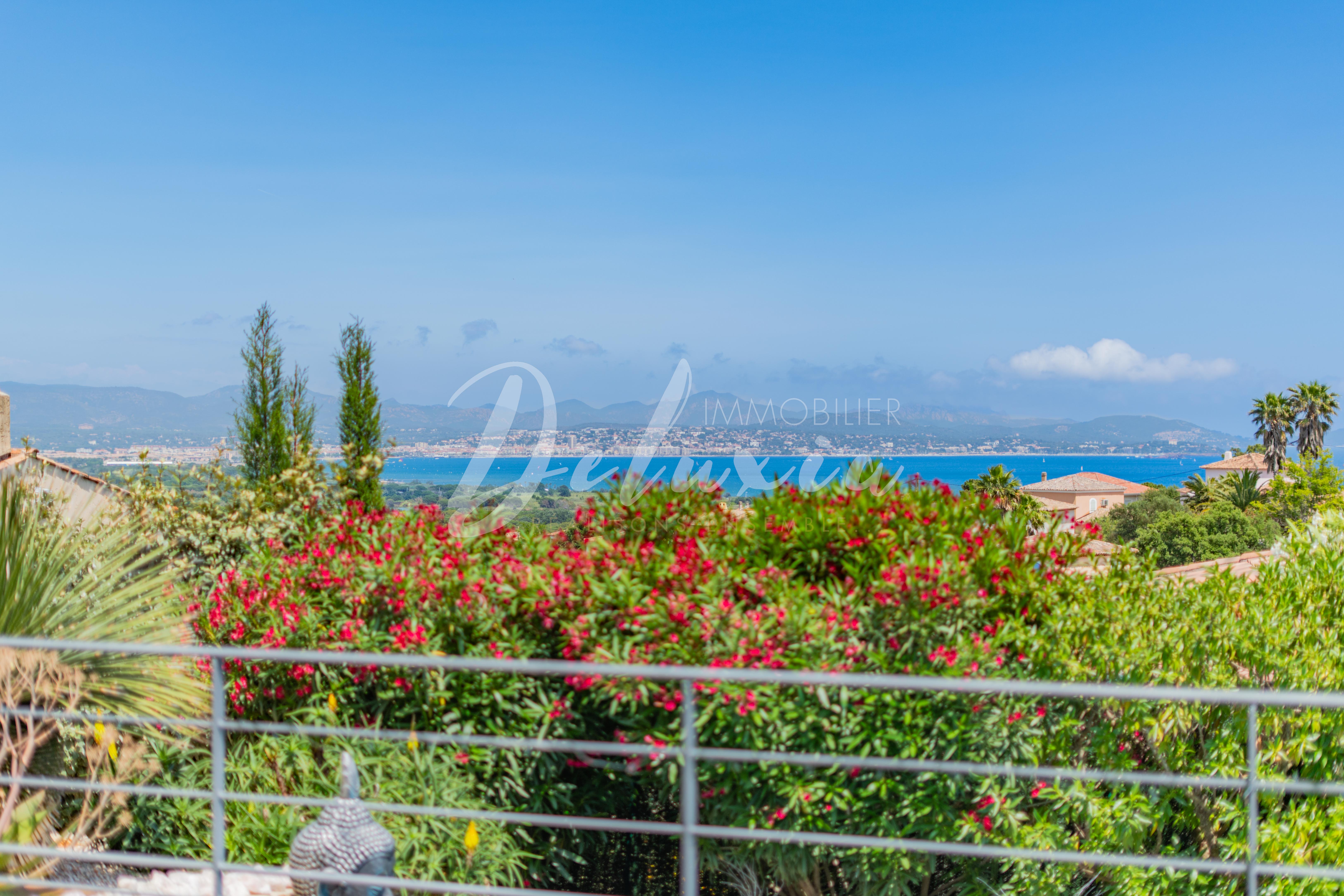 Acheter une villa avec vue sur la baie de Saint-Raphaël 