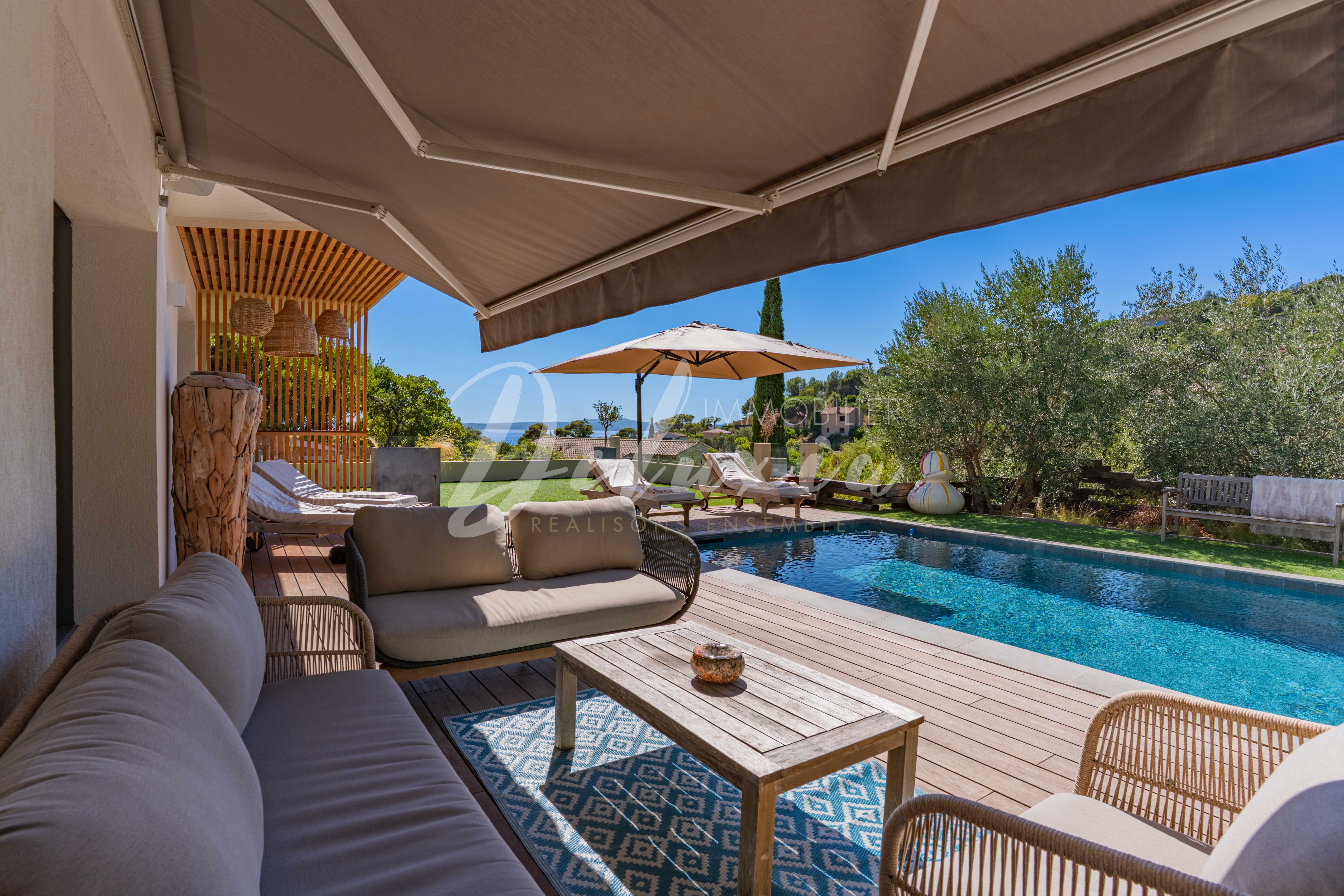 Villa à vendre proche de la plage aux Issambres