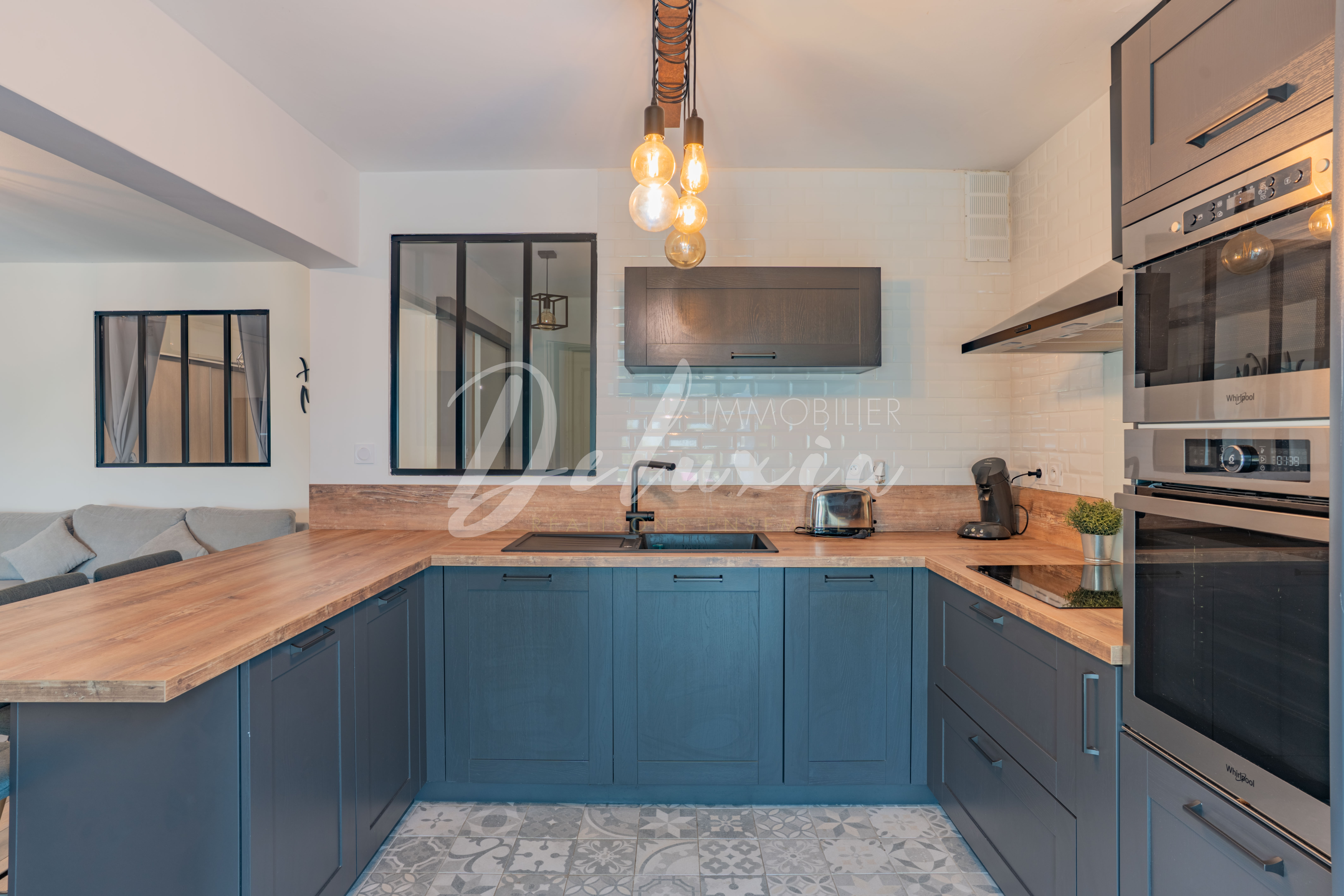 Achat appartement avec cuisine moderne équipée à Saint-Raphaël