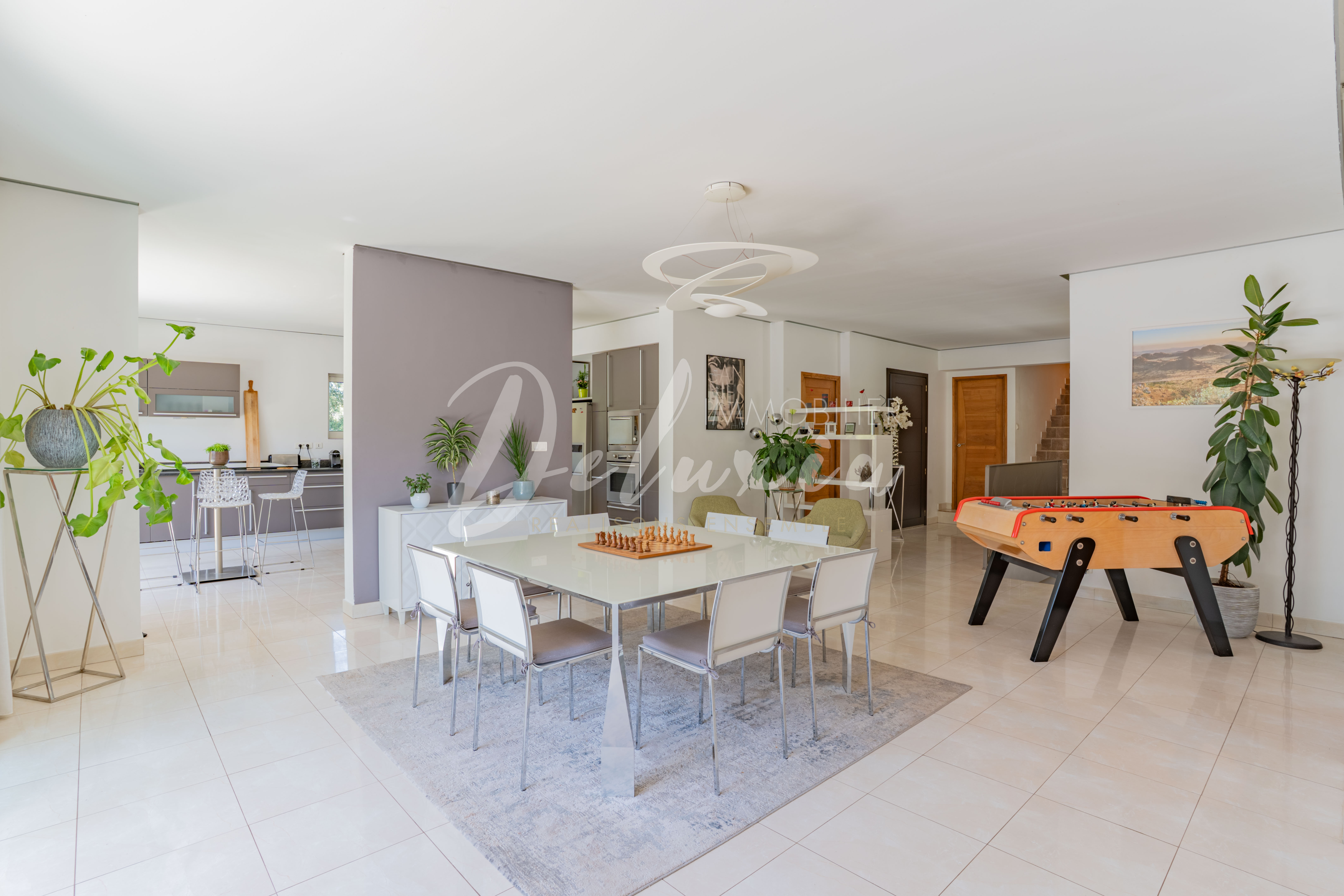 Villa moderne à vendre avec piscine, Fréjus.