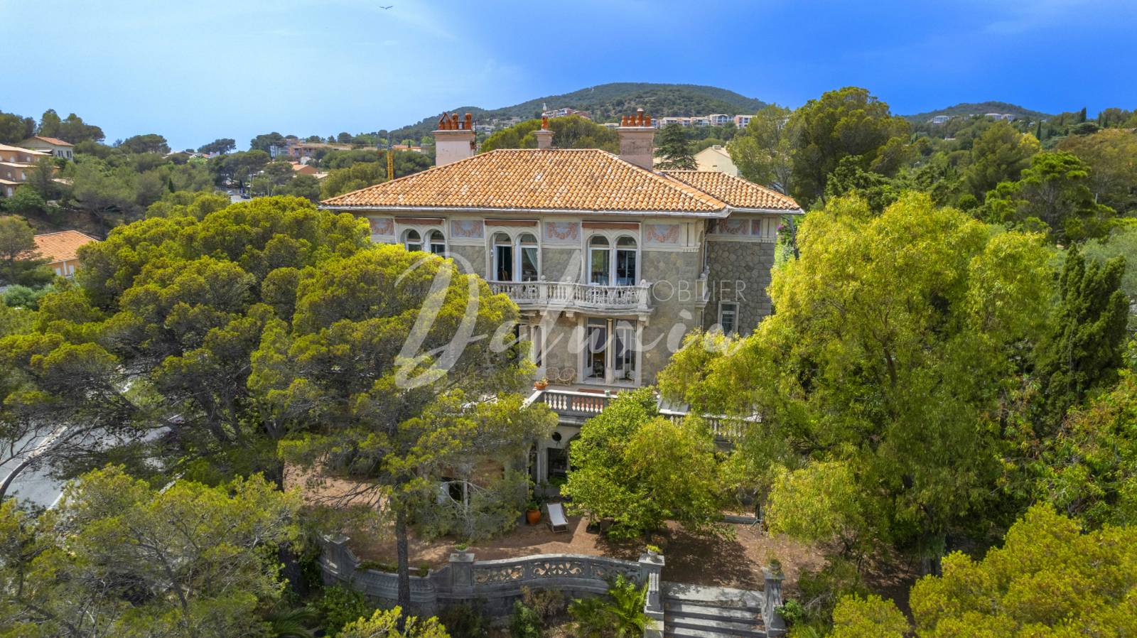 Propriété à vendre vue mer Saint-Raphaël 