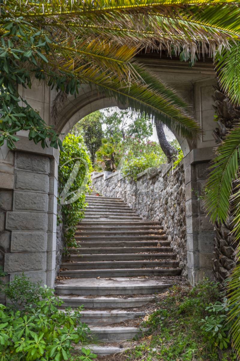 Escalier accès plage 