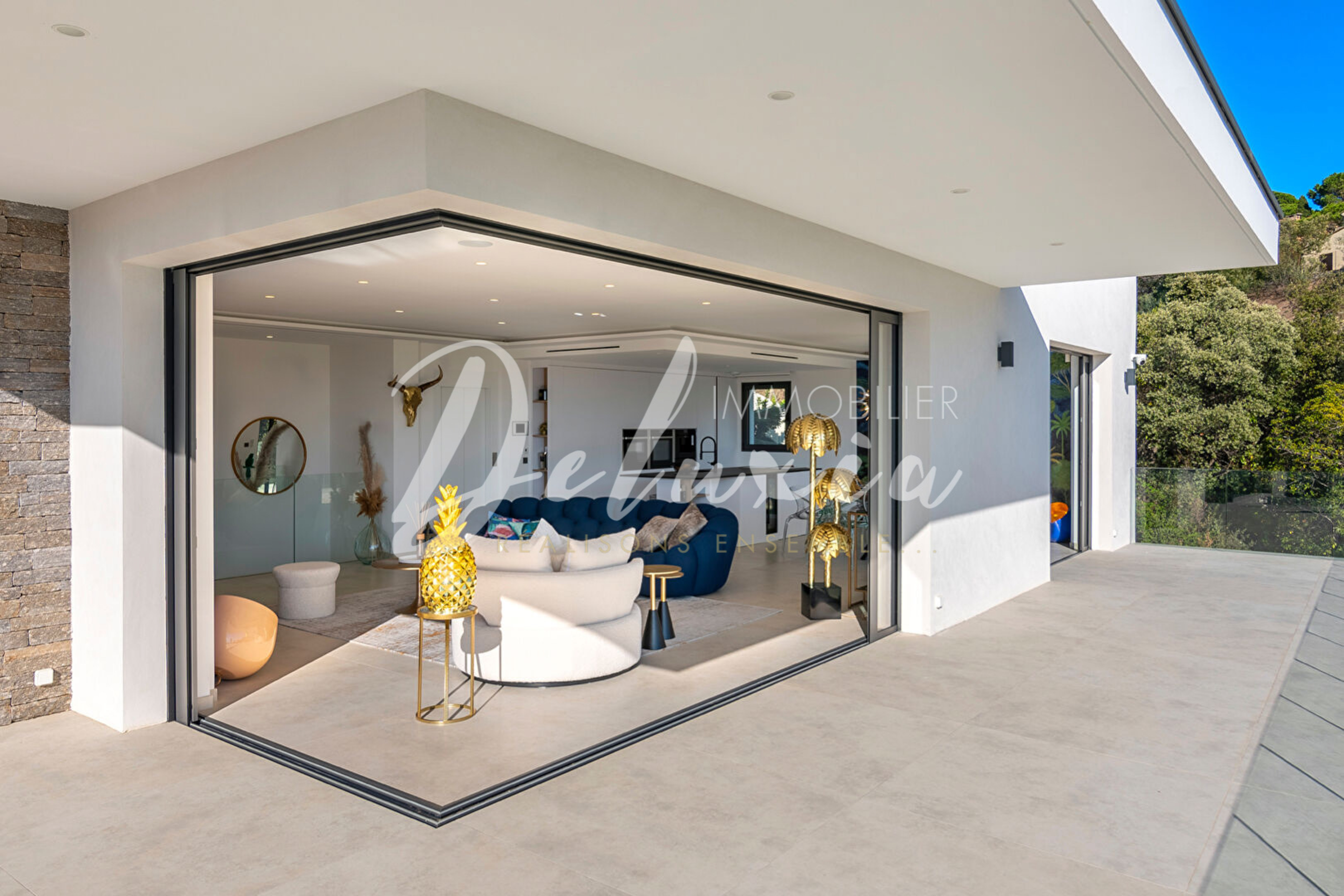Villa à vendre avec prestations haut de gamme à Sainte-Maxime 
