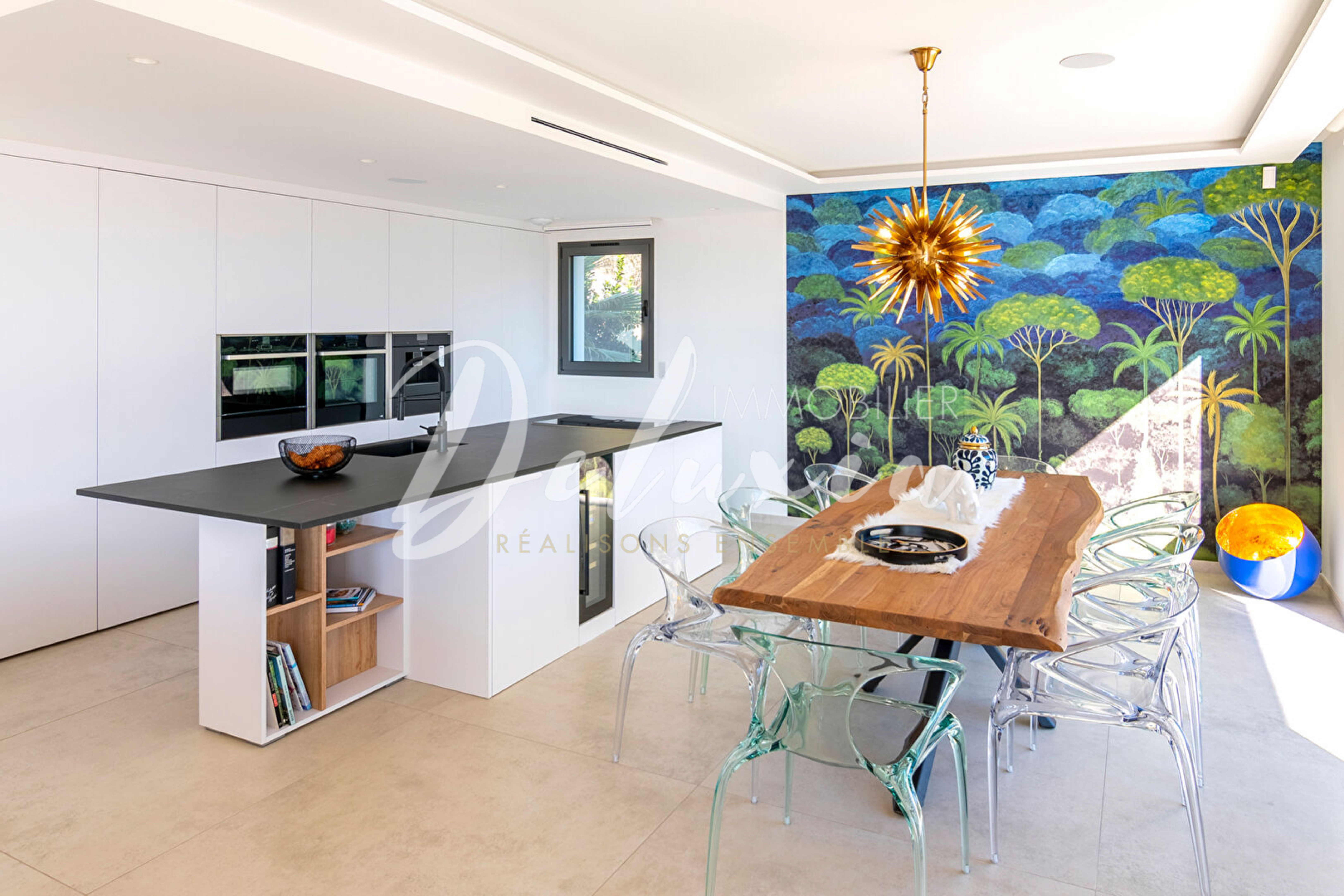 Achat villa avec grande salle à manger à Sainte-Maxime 