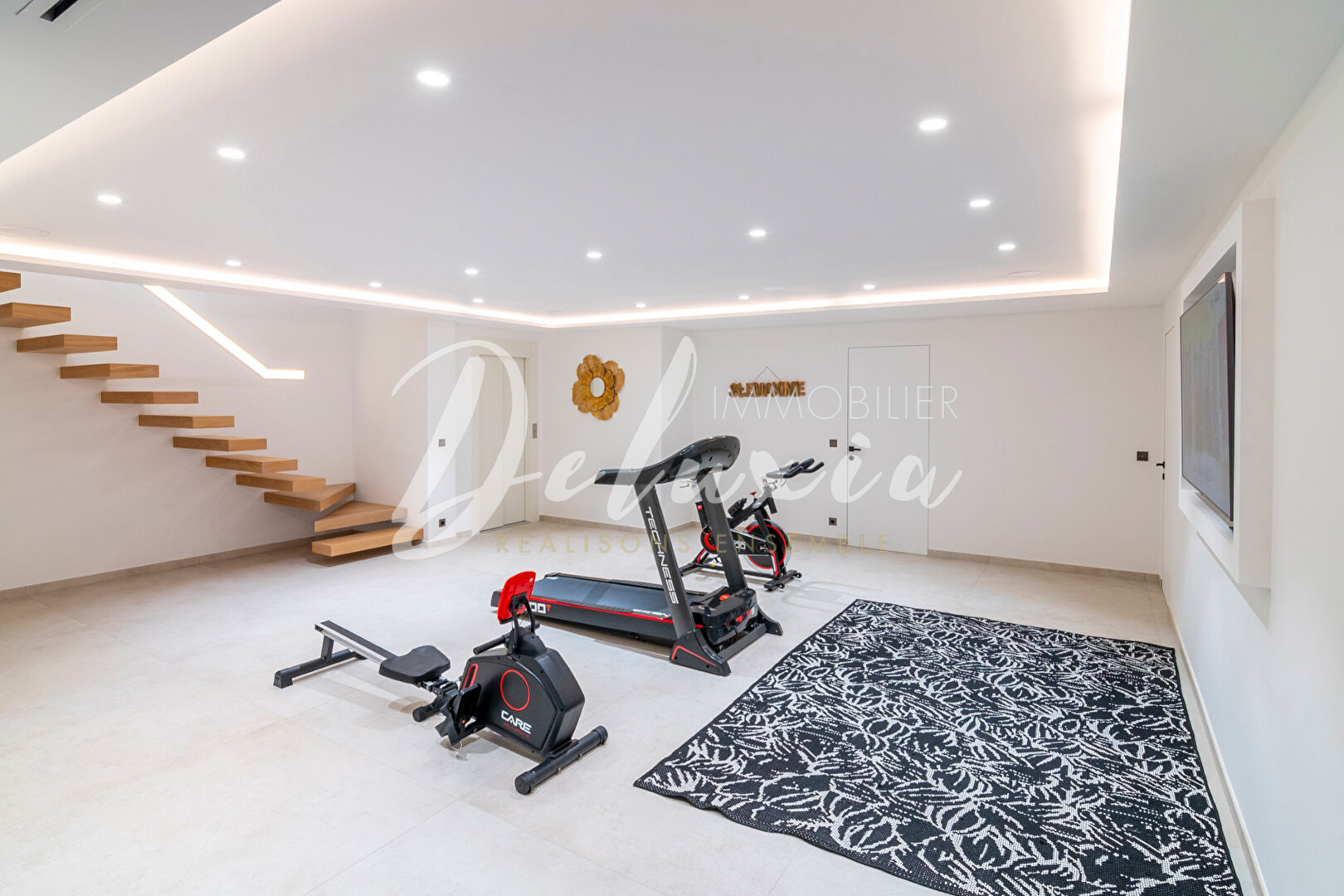 Achat villa avec salle de sport à Sainte-Maxime 