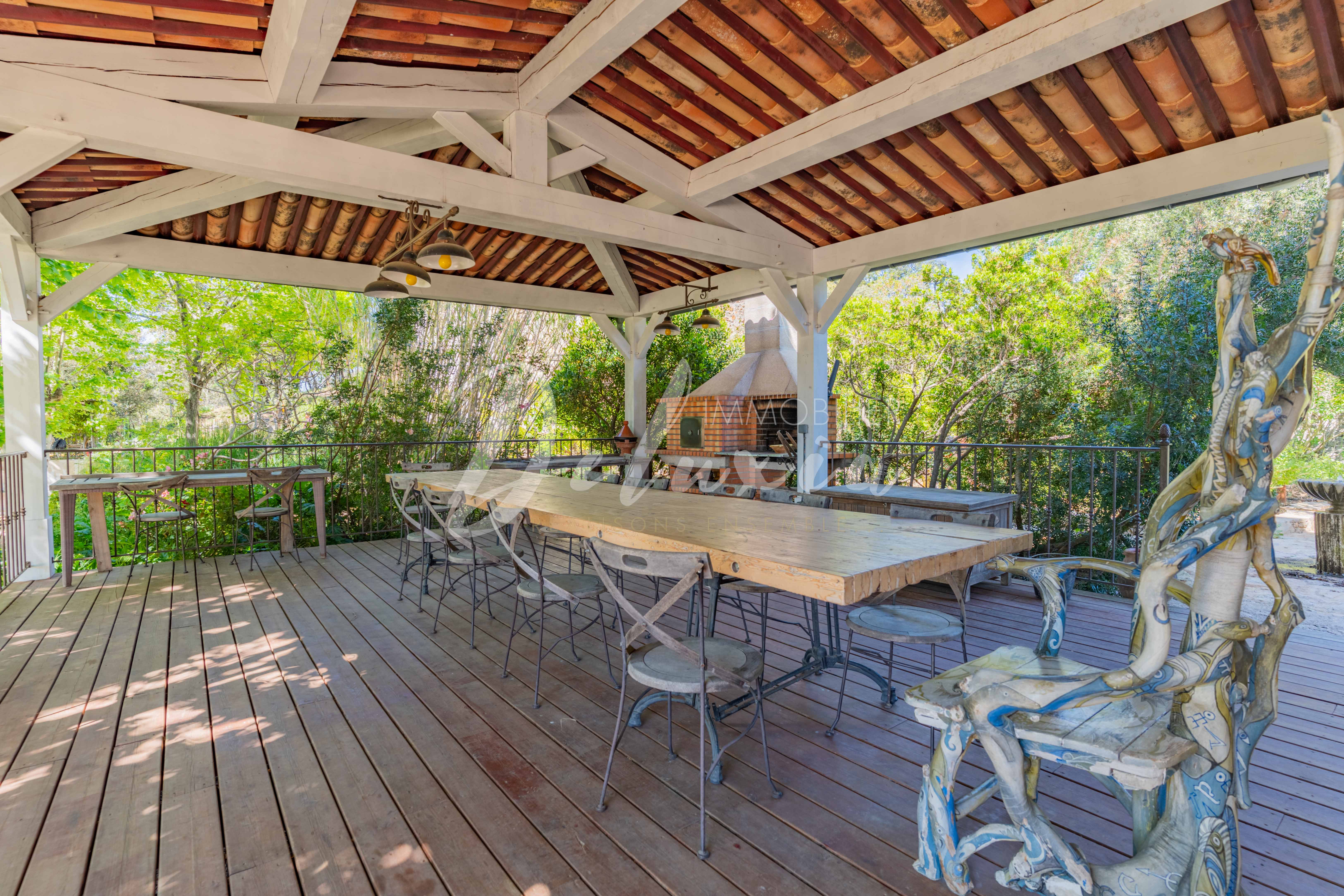 Achat maison avec grandes terrasses au Thoronet 