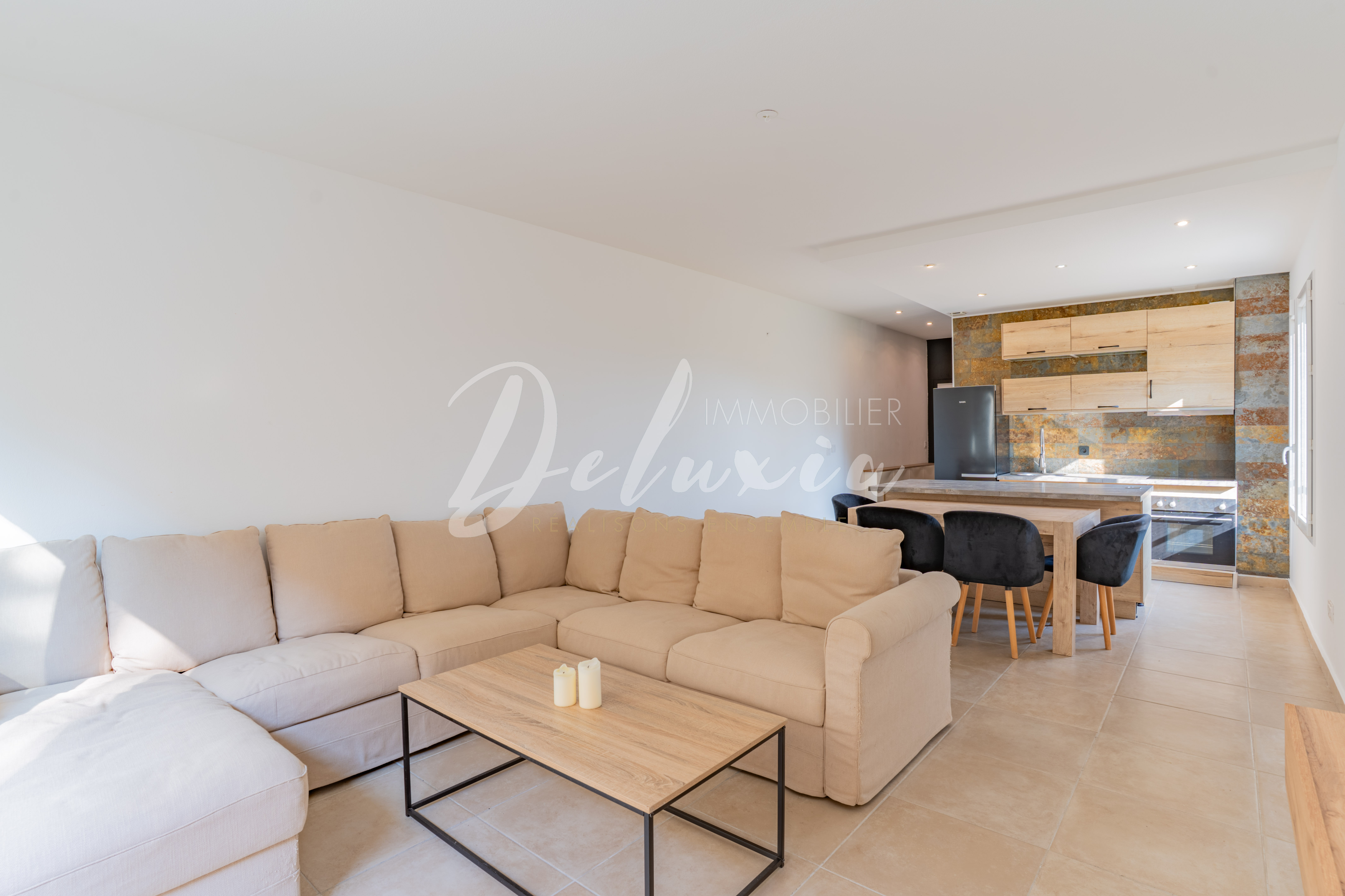 Appartement 2 pièces à vendre avec grande pièce de vie à Saint-Raphaël