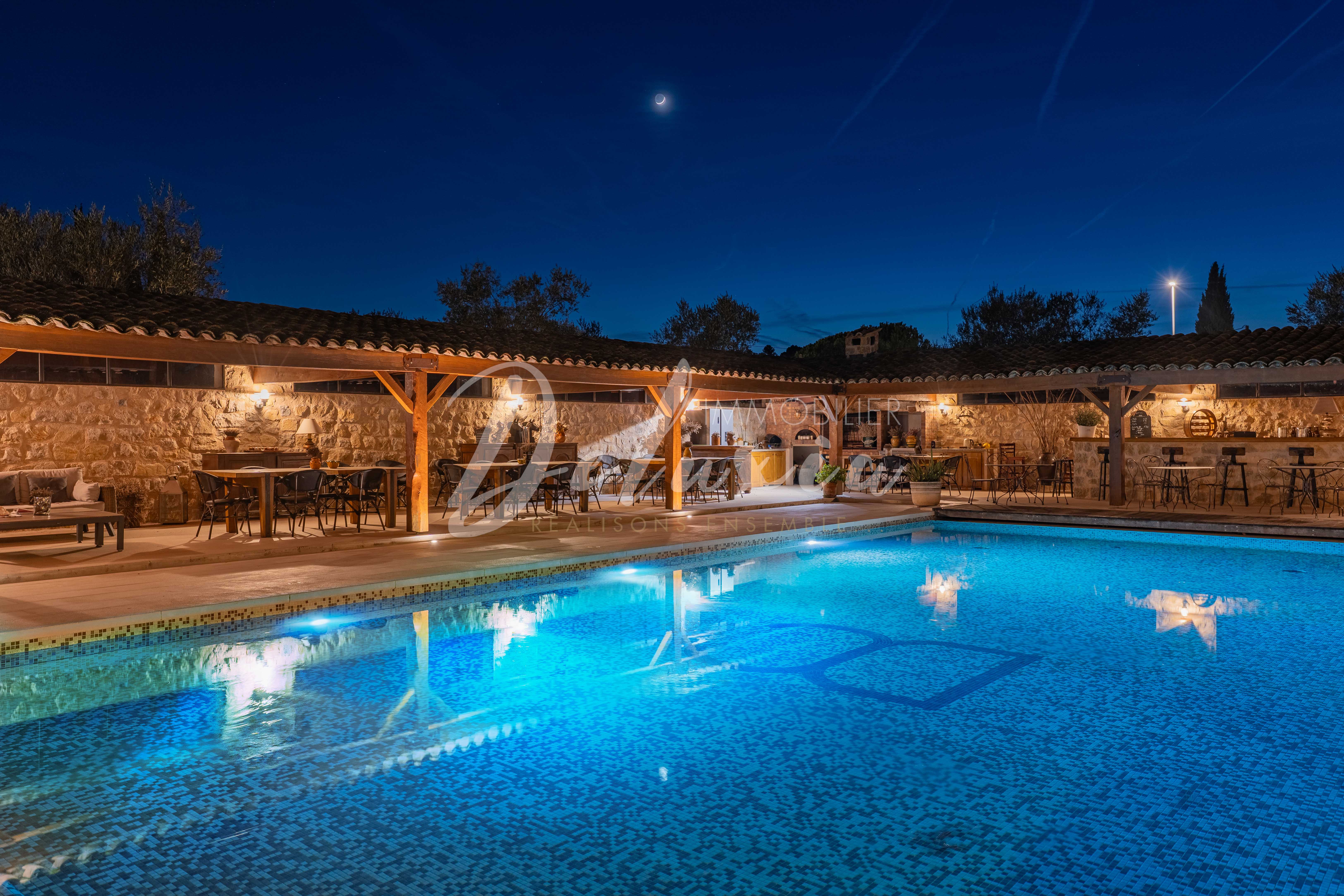 Acheter une propriété avec grand pool house à Lorgues