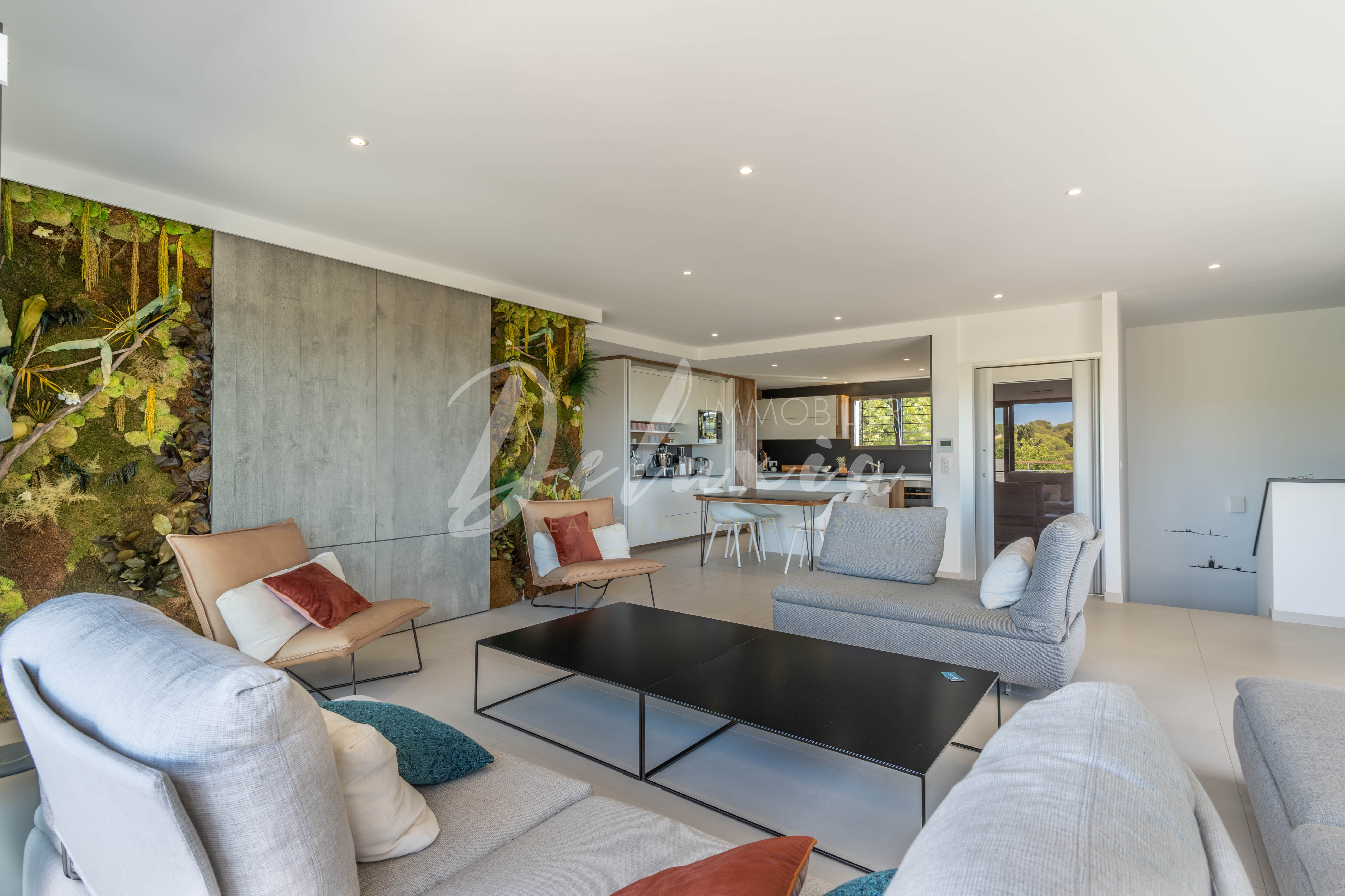 Achat appartement avec de belles prestations à Saint-Raphaël