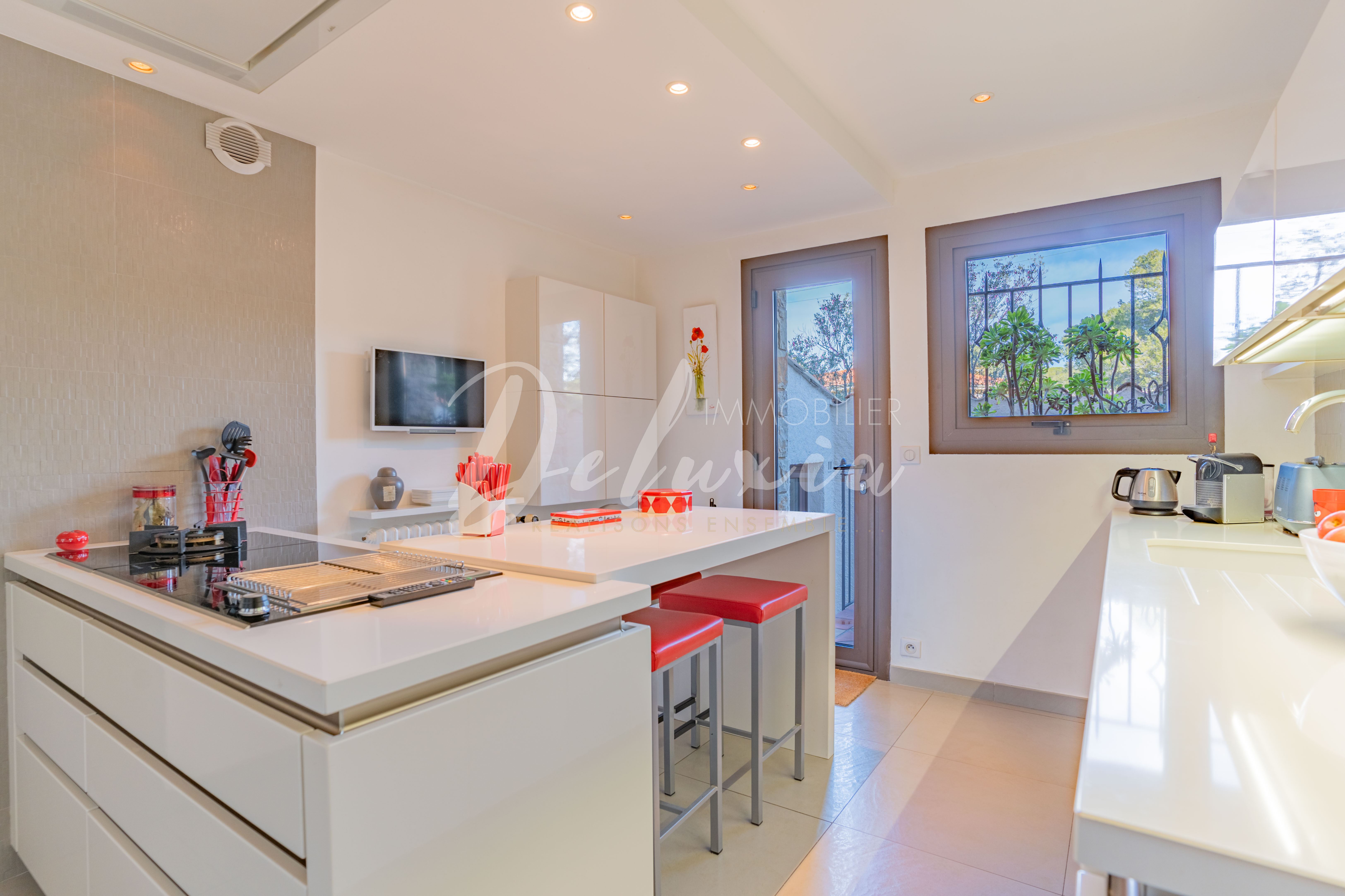 Maison à vendre avec cuisine équipée à Saint-Raphaël