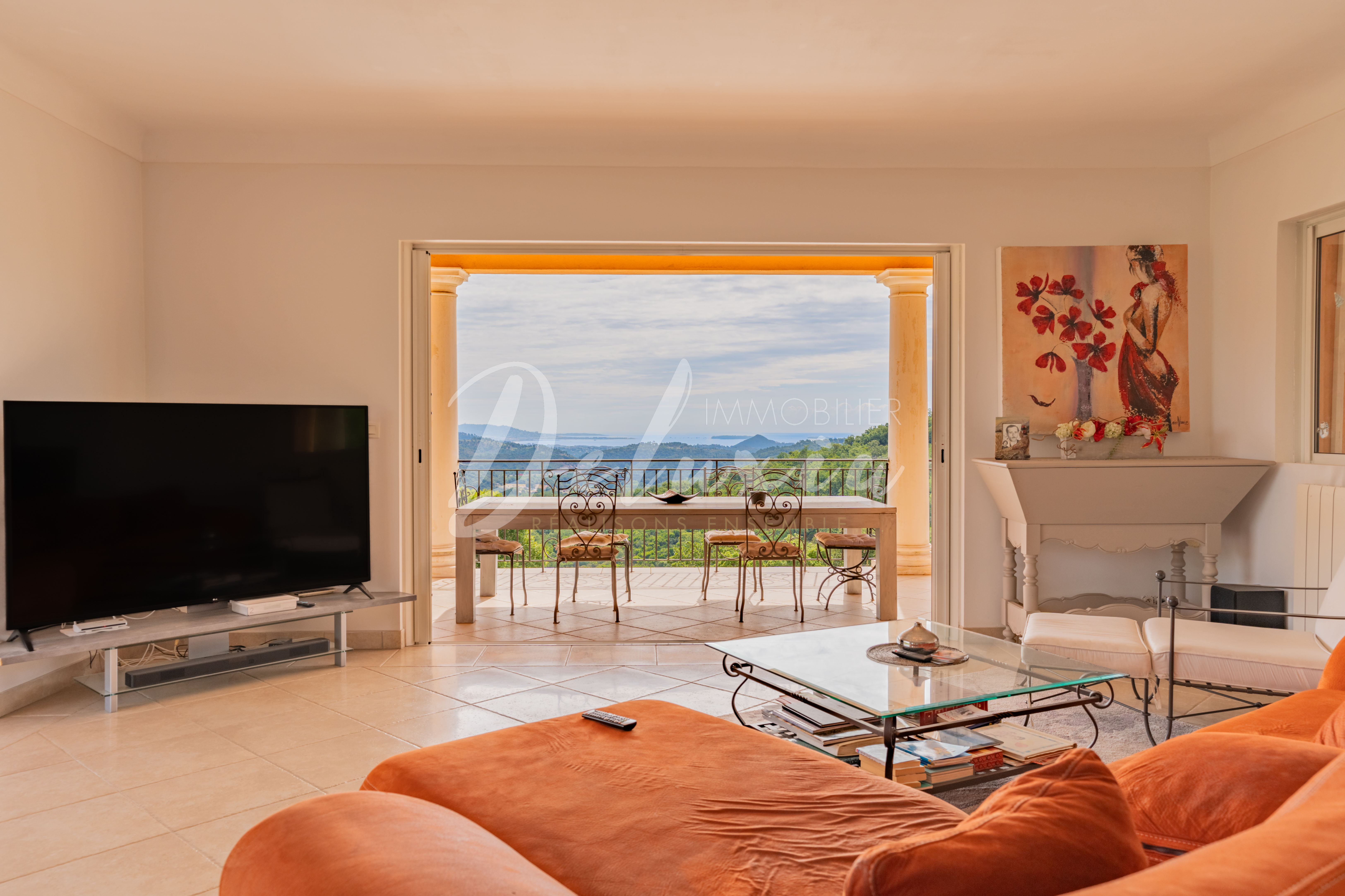 Achat villa avec séjour vue mer aux Adrets-de-L'Estérel 