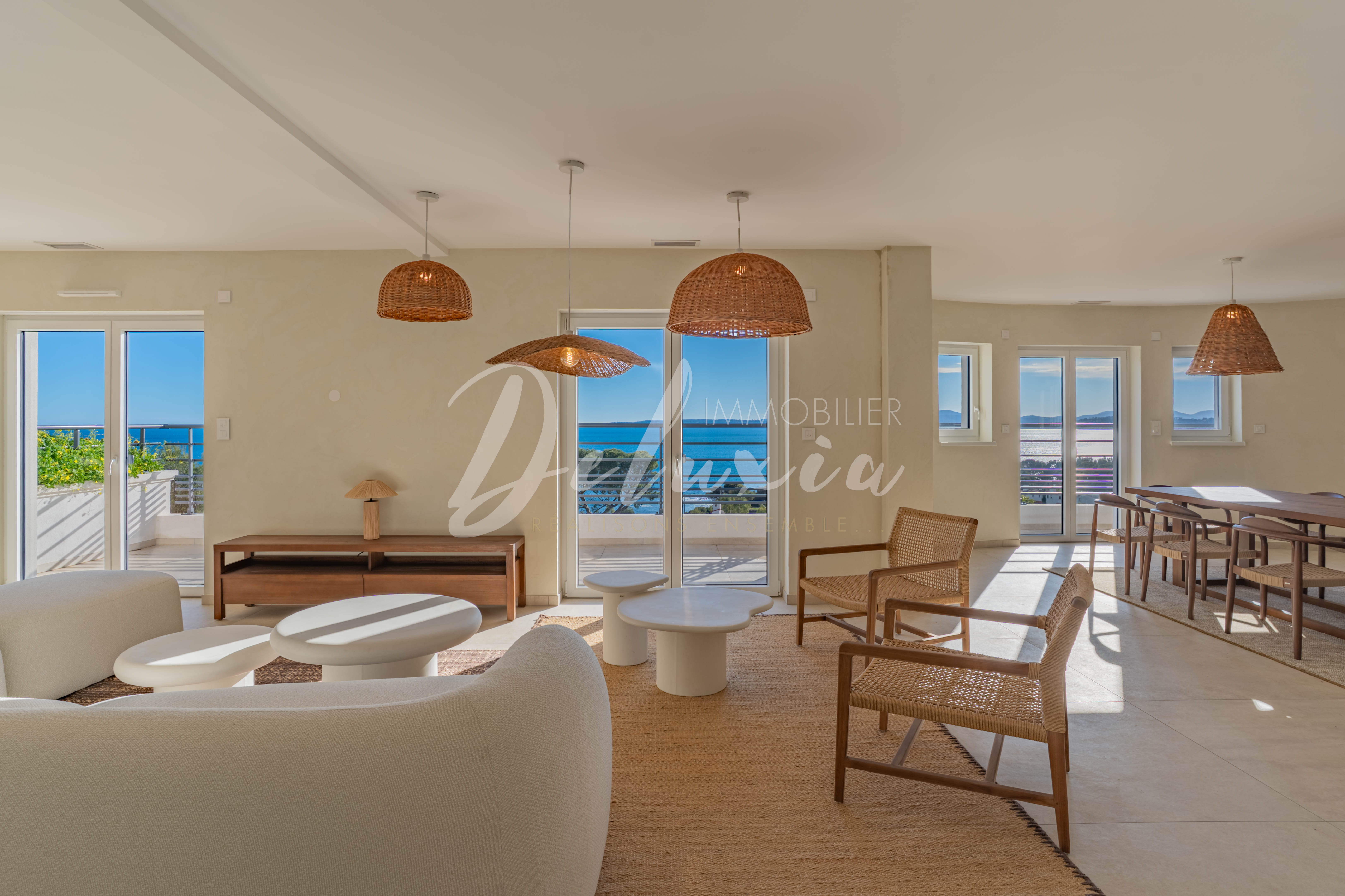 Villa à vendre avec grande pièce de vie lumineuse aux Issambres