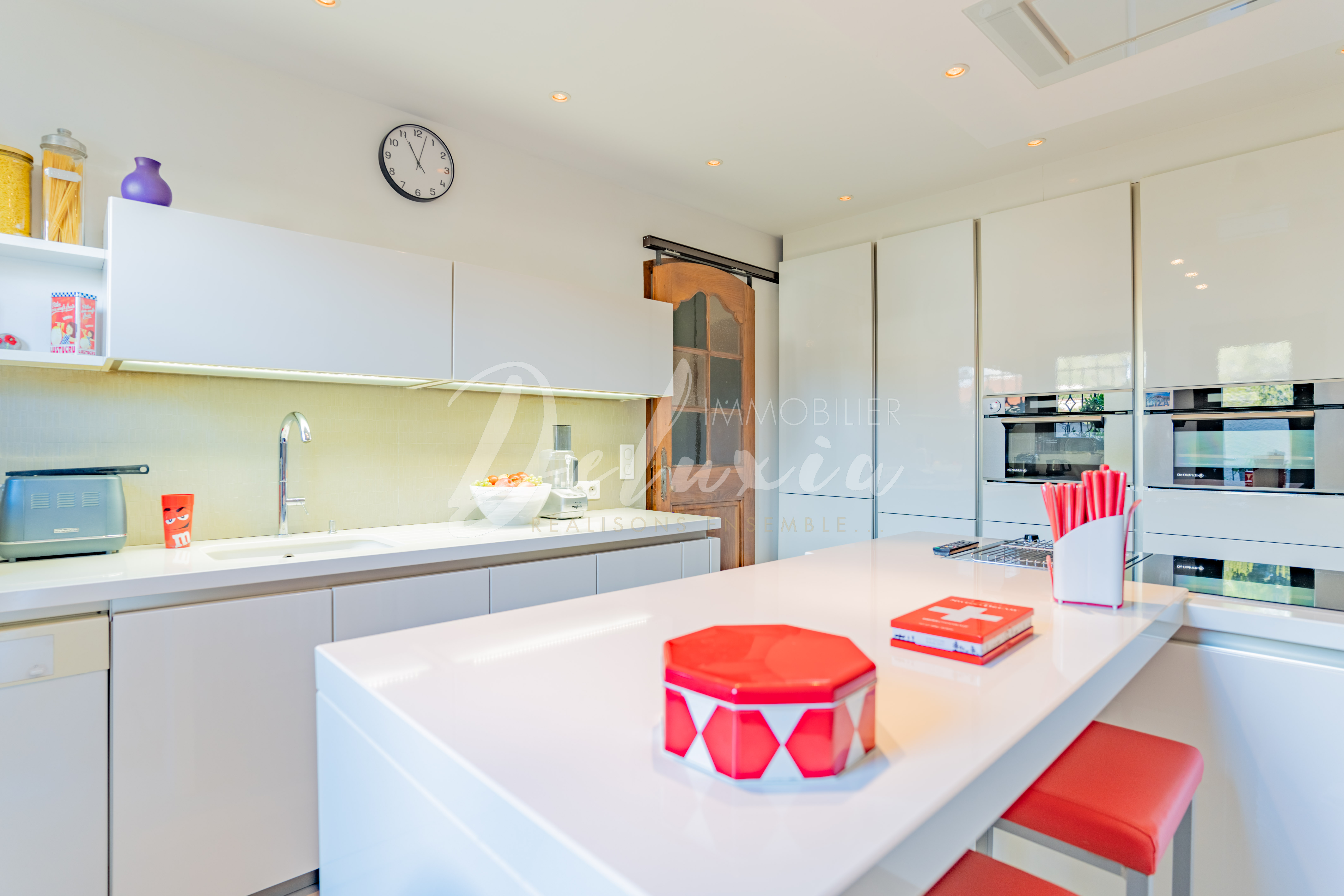 Villa à vendre avec cuisine moderne à Saint-Raphaël