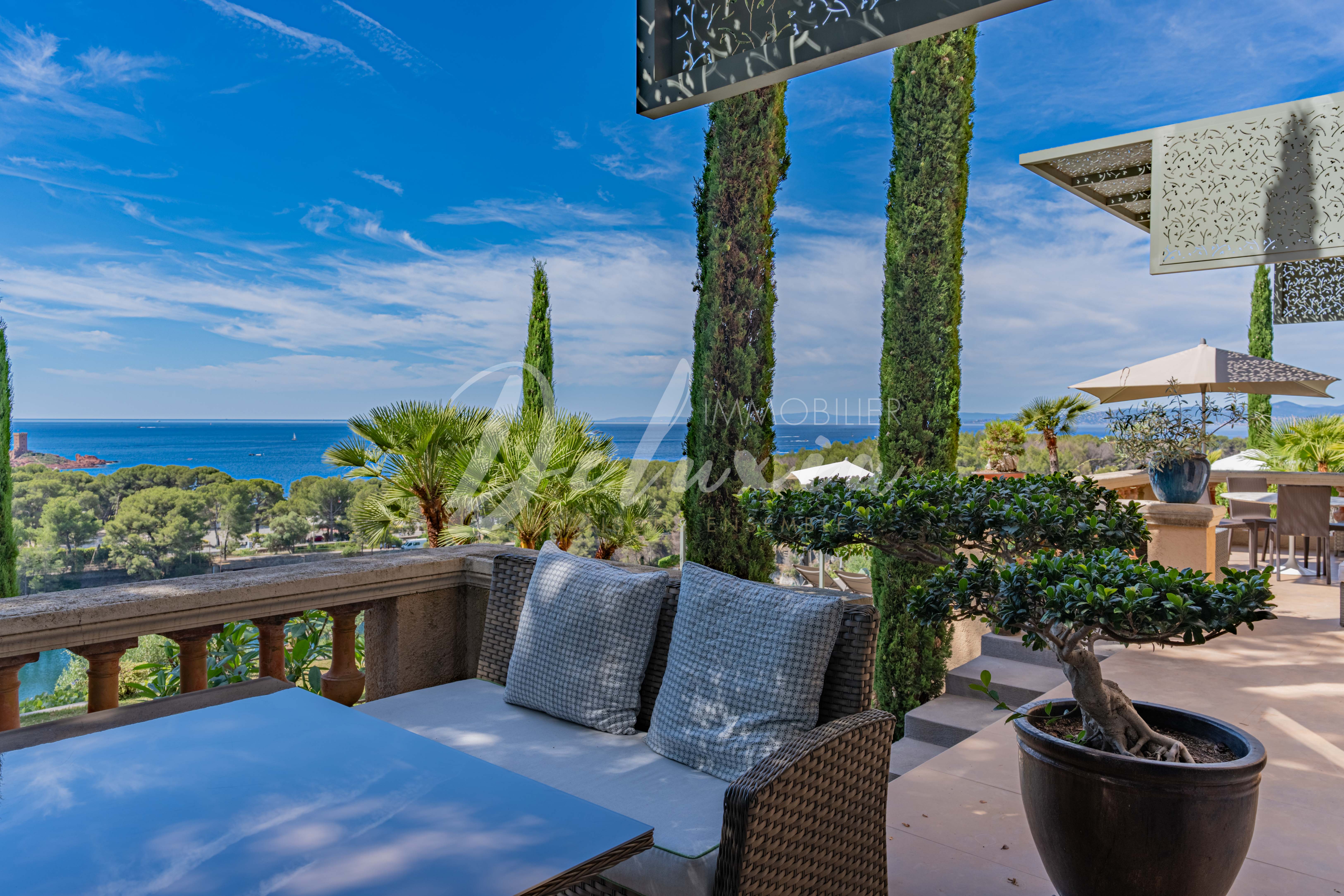 Achat villa vue mer sur la Côte d'Azur 