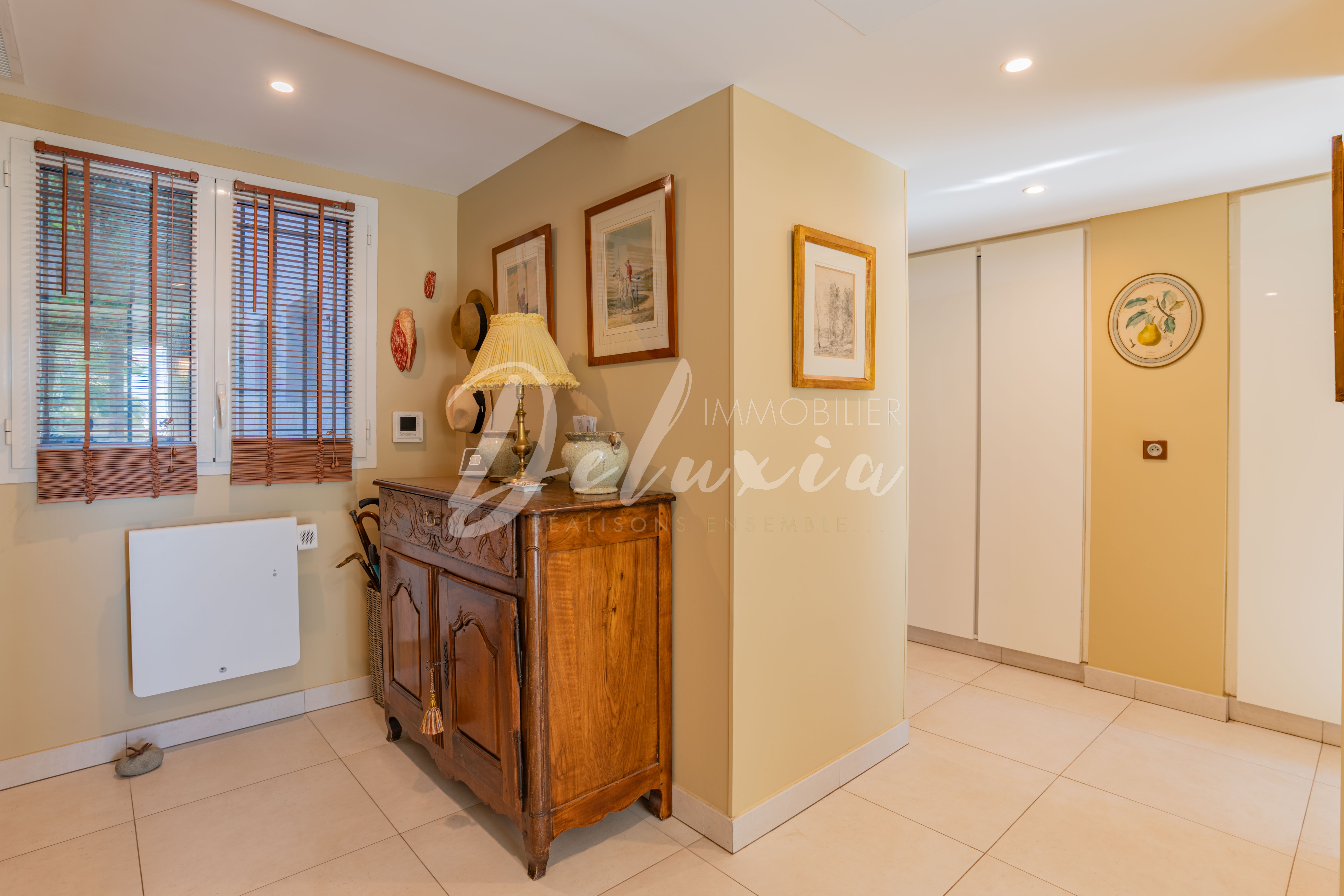 Achat appartement avec hall d'entrée à Agay 