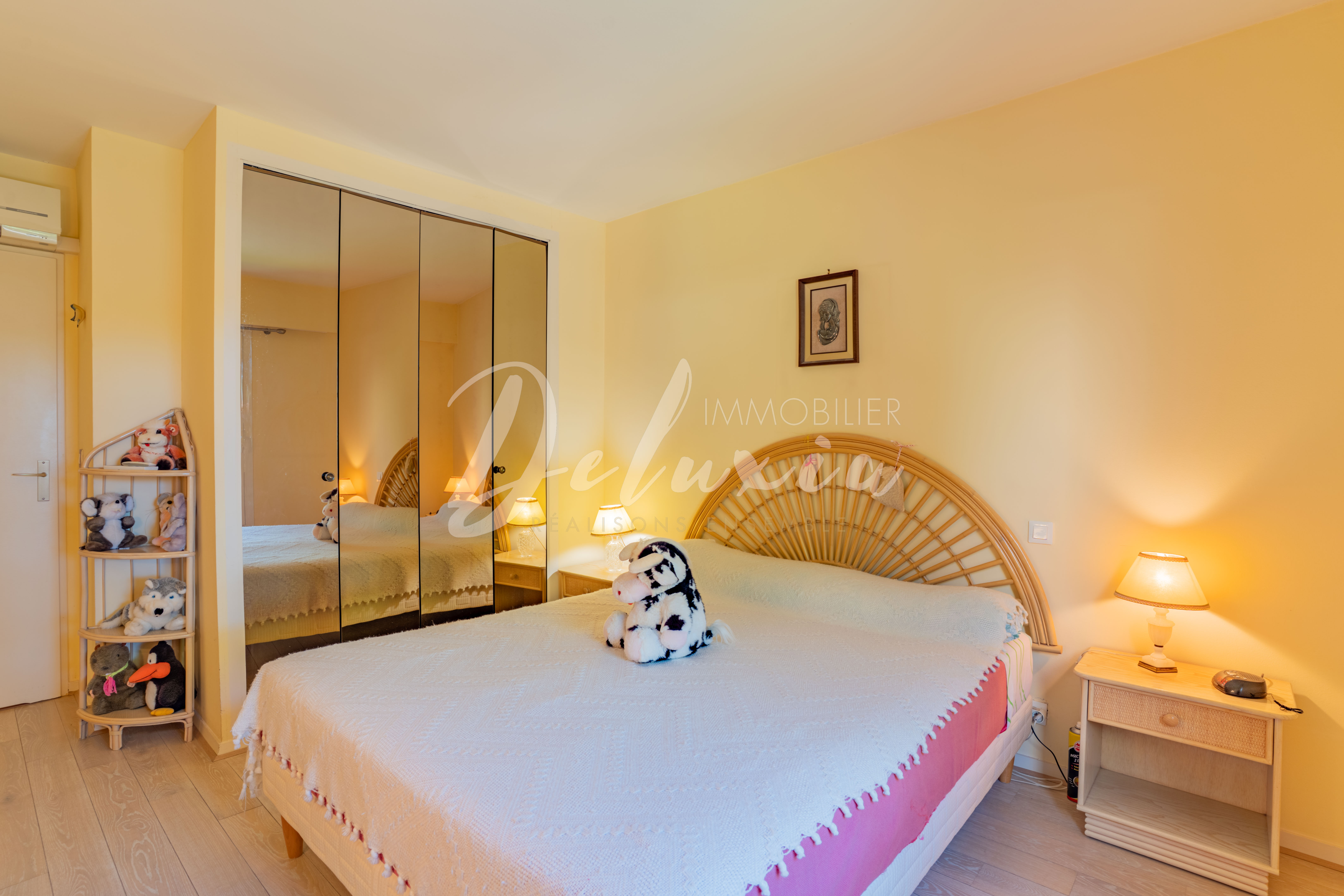 Appartement à vendre avec grande chambre à Saint-Raphaël