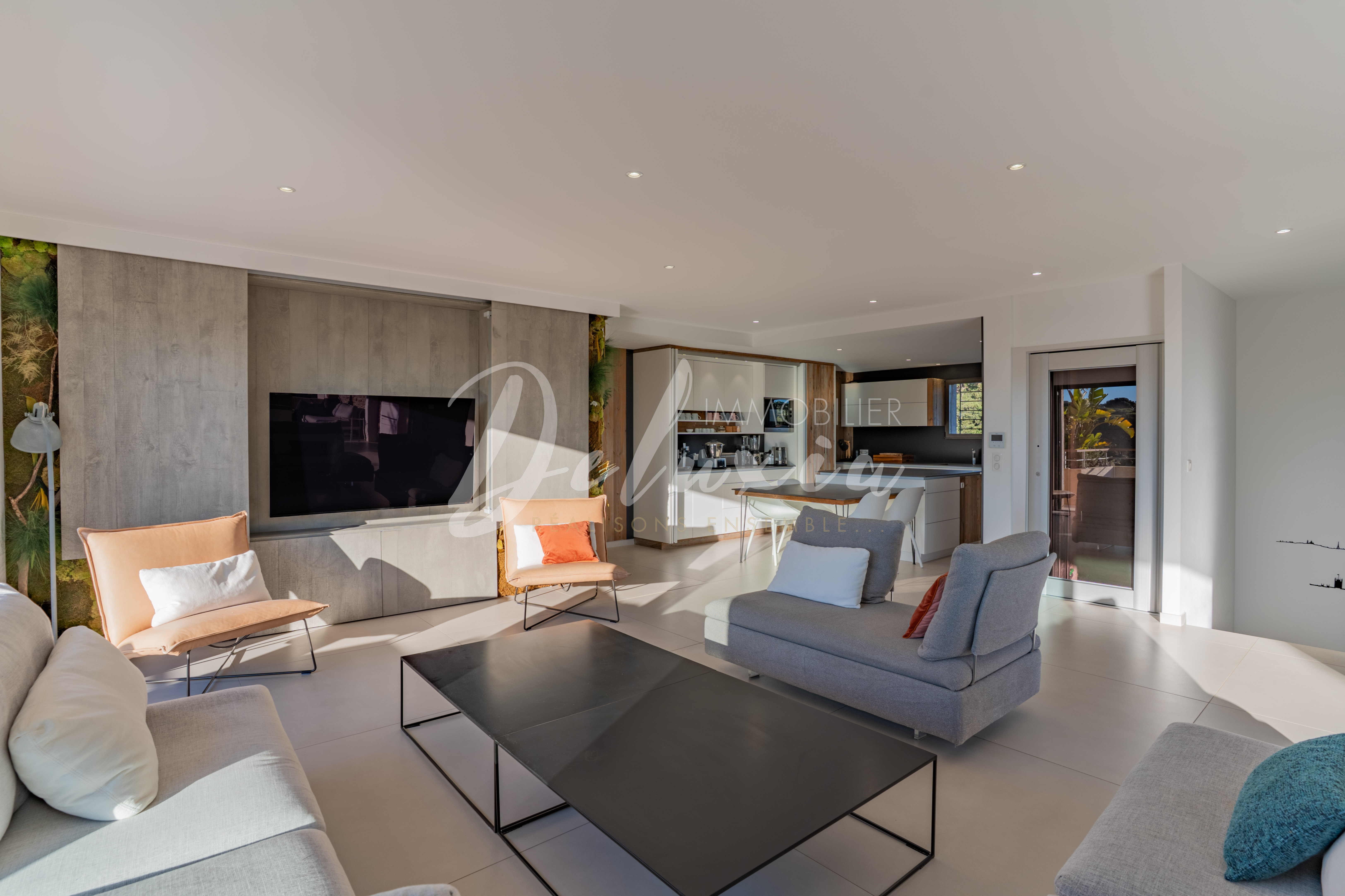 Appartement avec grande pièce de vie à vendre à Saint-Raphaël